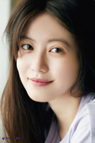 Ui Yamakawa 山川宇衣, Shonen Magazine 2025 No.37 (週刊少年マガジン 2025年37号) - Photo 10