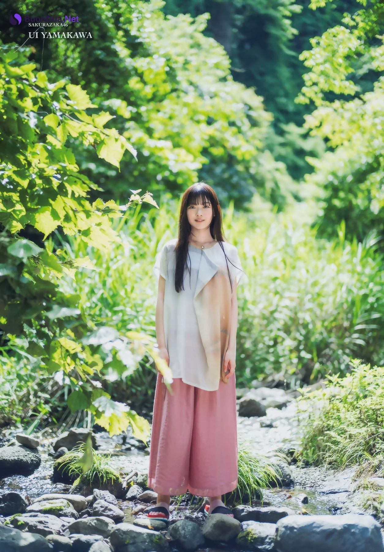 Ui Yamakawa 山川宇衣, Shonen Magazine 2025 No.37 (週刊少年マガジン 2025年37号) - Photo 8