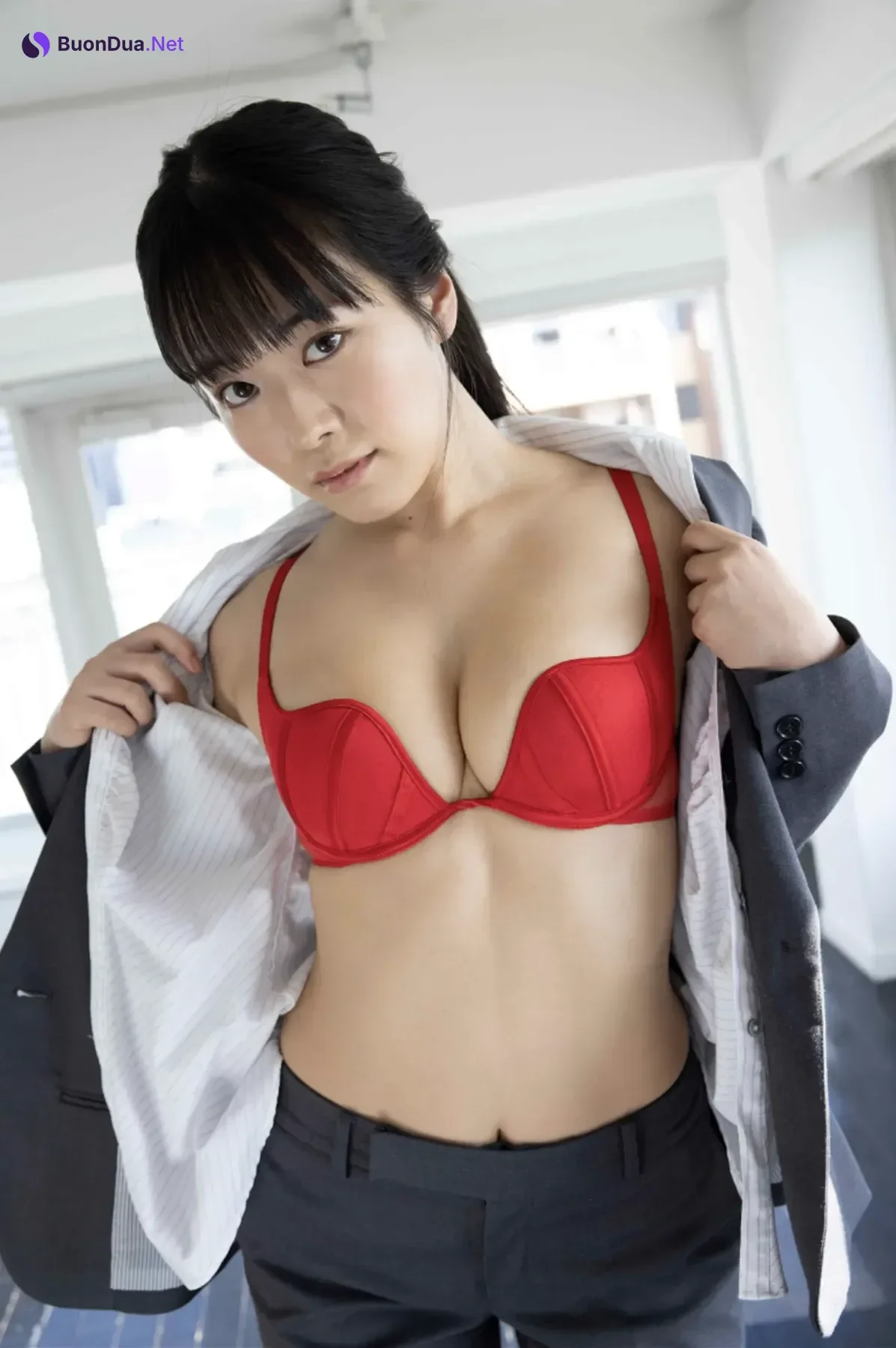 Umi Shinonome 東雲うみ, FLASHデジタル写真集 「商社OL破れちゃった」 Set.02 - Photo 8
