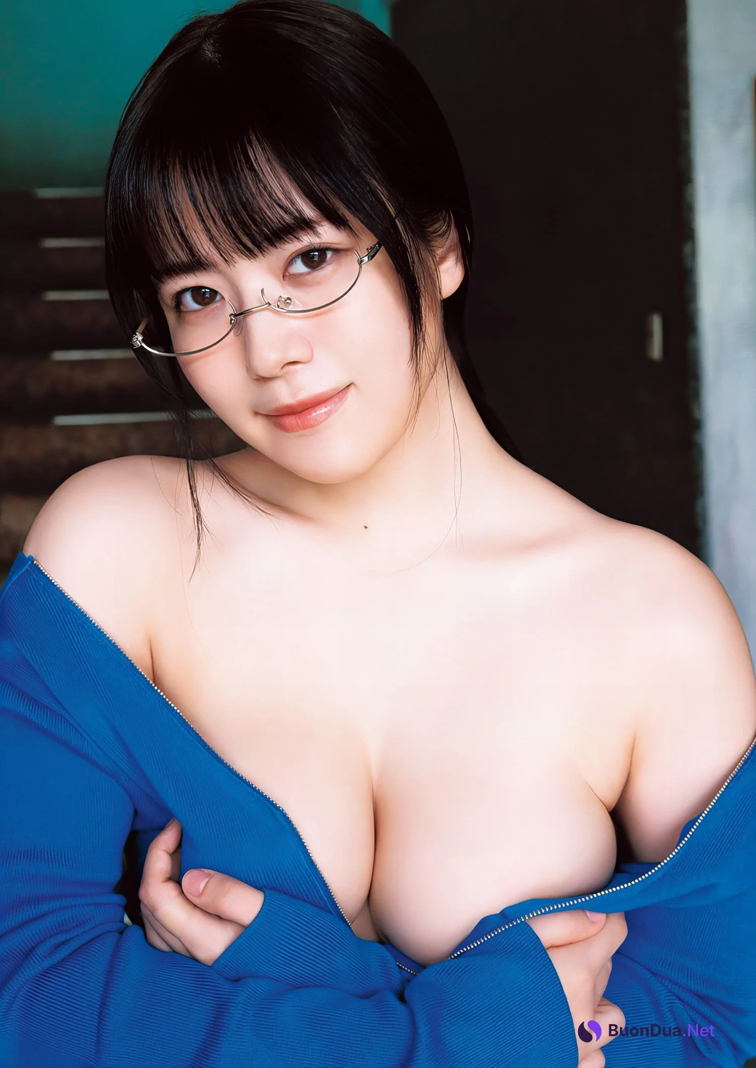 Umi Shinonome 東雲うみ, Young Jump 2024 No.12 (ヤングジャンプ 2024年12号) - Photo 6