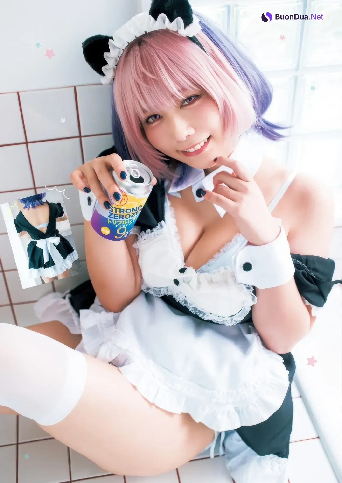 Umi Shinonome 東雲うみ, Young Jump 2025 No.46 (ヤングジャンプ 2025年46号) - Photo 6