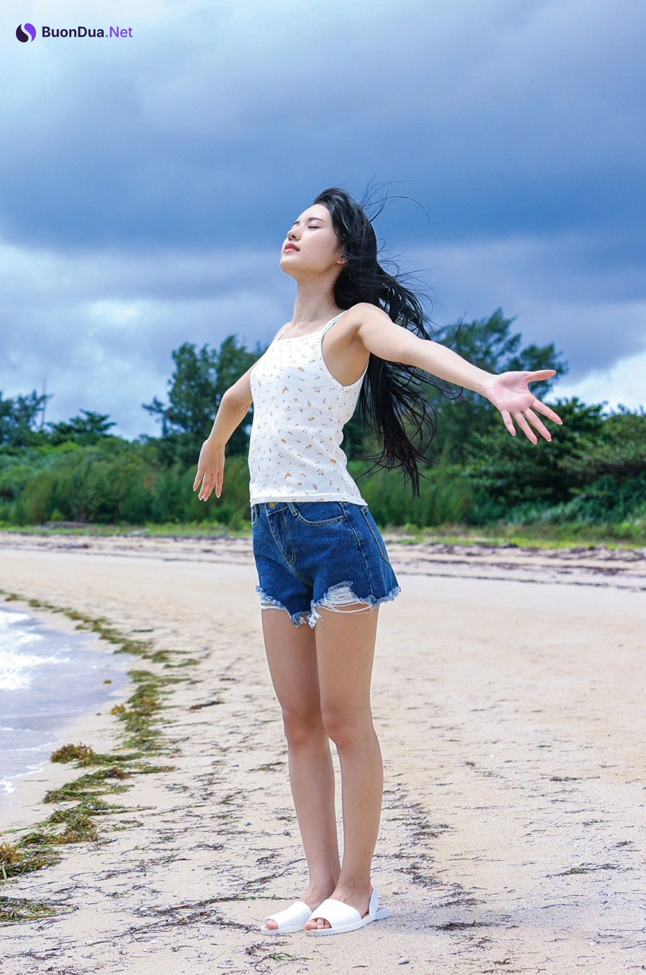 Umi Yatsugake 八掛うみ, FANZA限定特別カット付き ヌード写真集 「海に見惚れて」 Set.02 - Photo 3