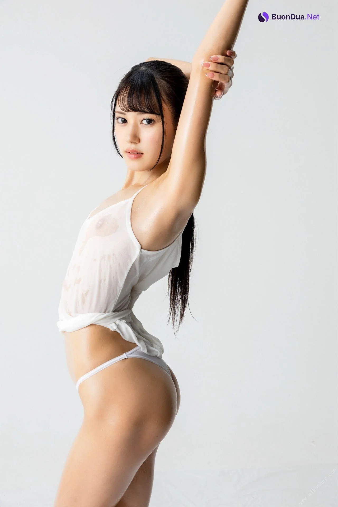 Umi Yatsugake 八掛うみ, ヌードポーズ写真集 絶対的透け透けテカテカポーズブック Set.01 - Photo 18