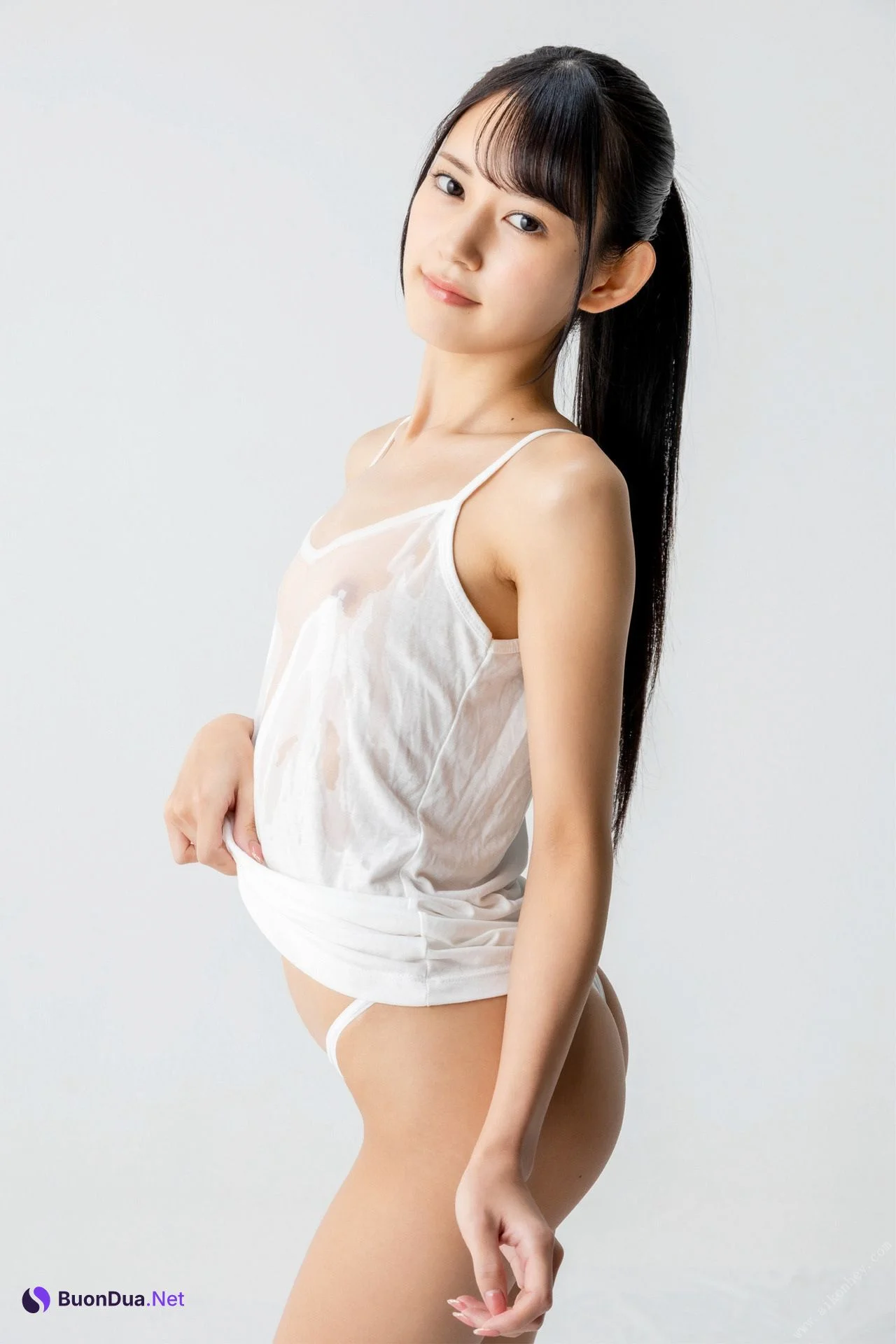 Umi Yatsugake 八掛うみ, ヌードポーズ写真集 絶対的透け透けテカテカポーズブック Set.01 - Photo 5