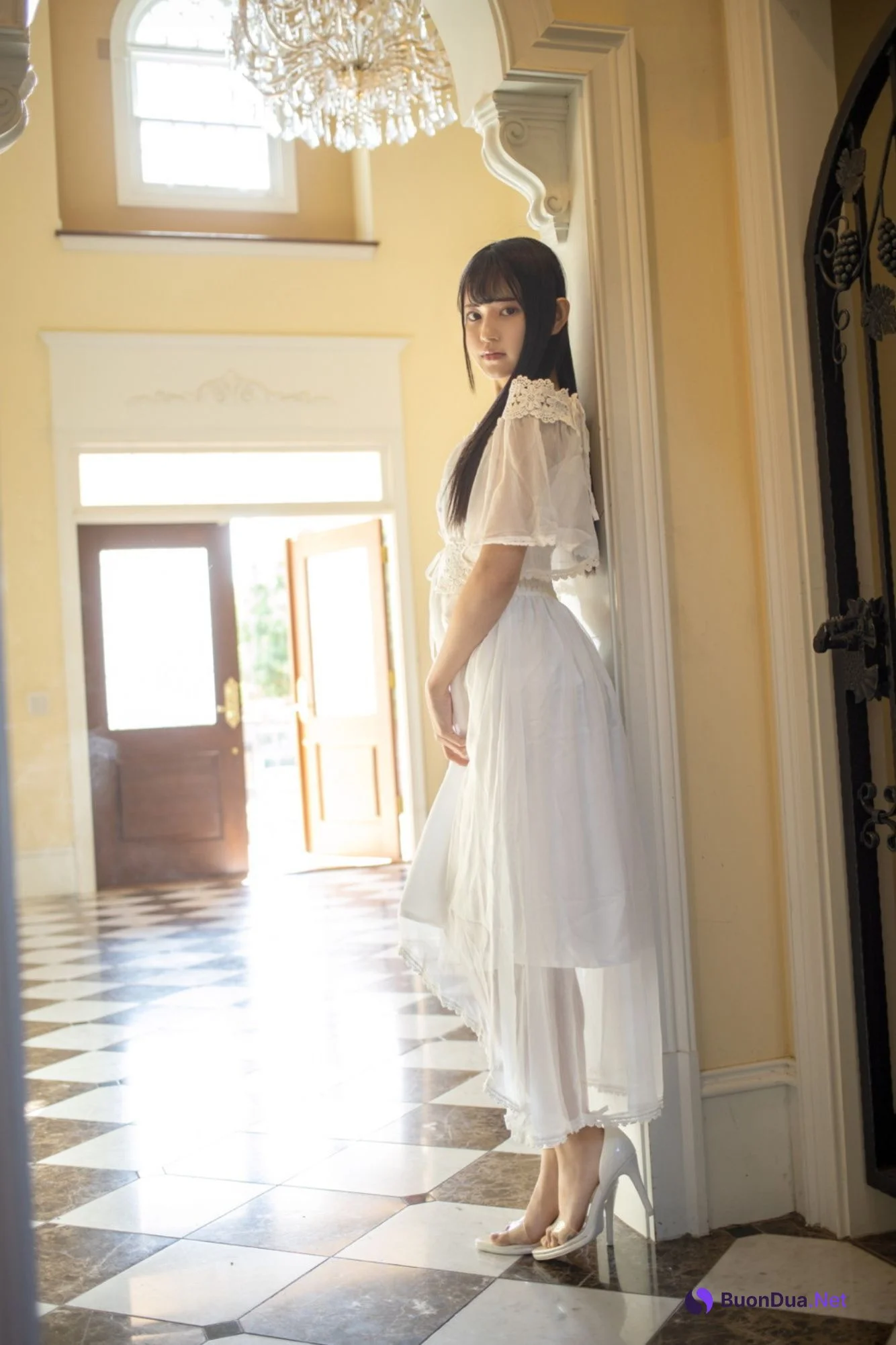 Umi Yatsugake 八掛うみ, ヌード写真集 「かけるはち」 Set.03 - Photo 2