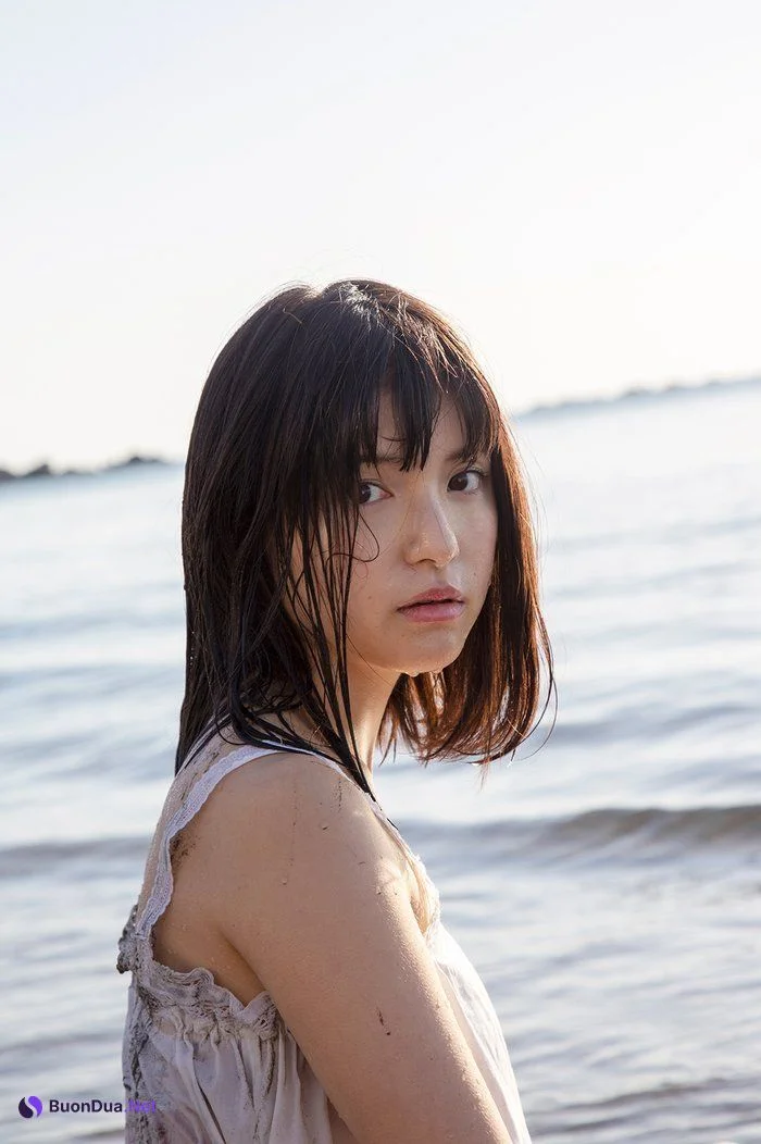 Umika Kawashima 川島海荷, Big Comic Spirits 2019 No.18 (ビッグコミックスピリッツ 2019年18号) - Photo 10