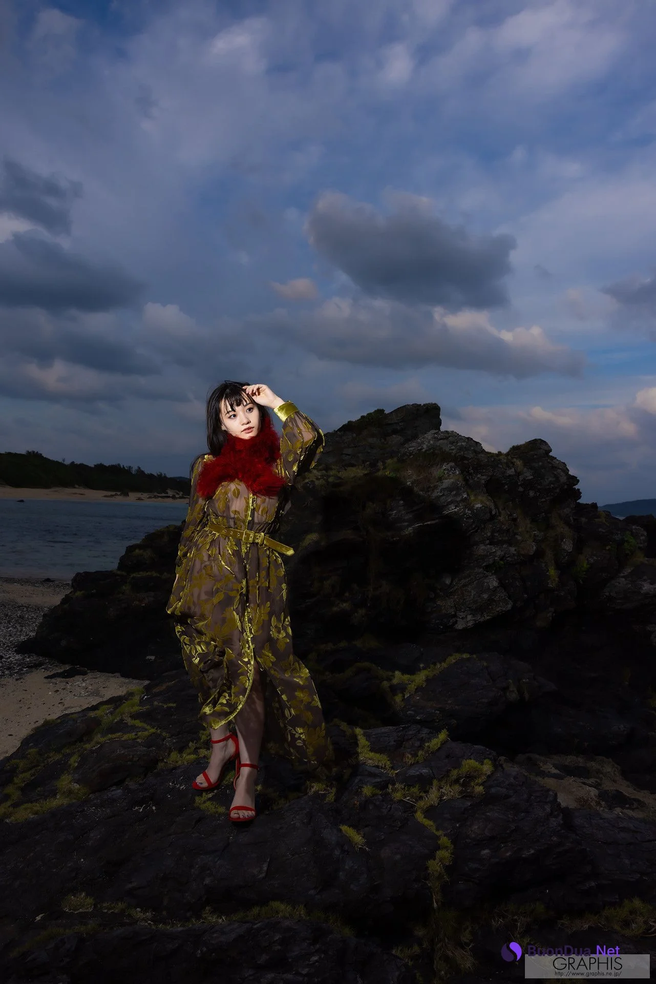 Urara Kanon 花音うらら, [Graphis] Gals 「To Be Loved」 Vol.04 - Photo 11