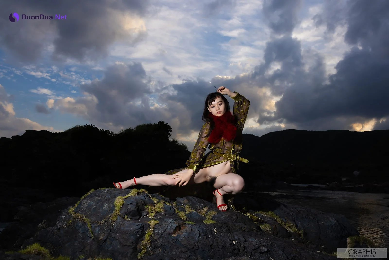 Urara Kanon 花音うらら, [Graphis] Gals 「To Be Loved」 Vol.04 - Photo 13