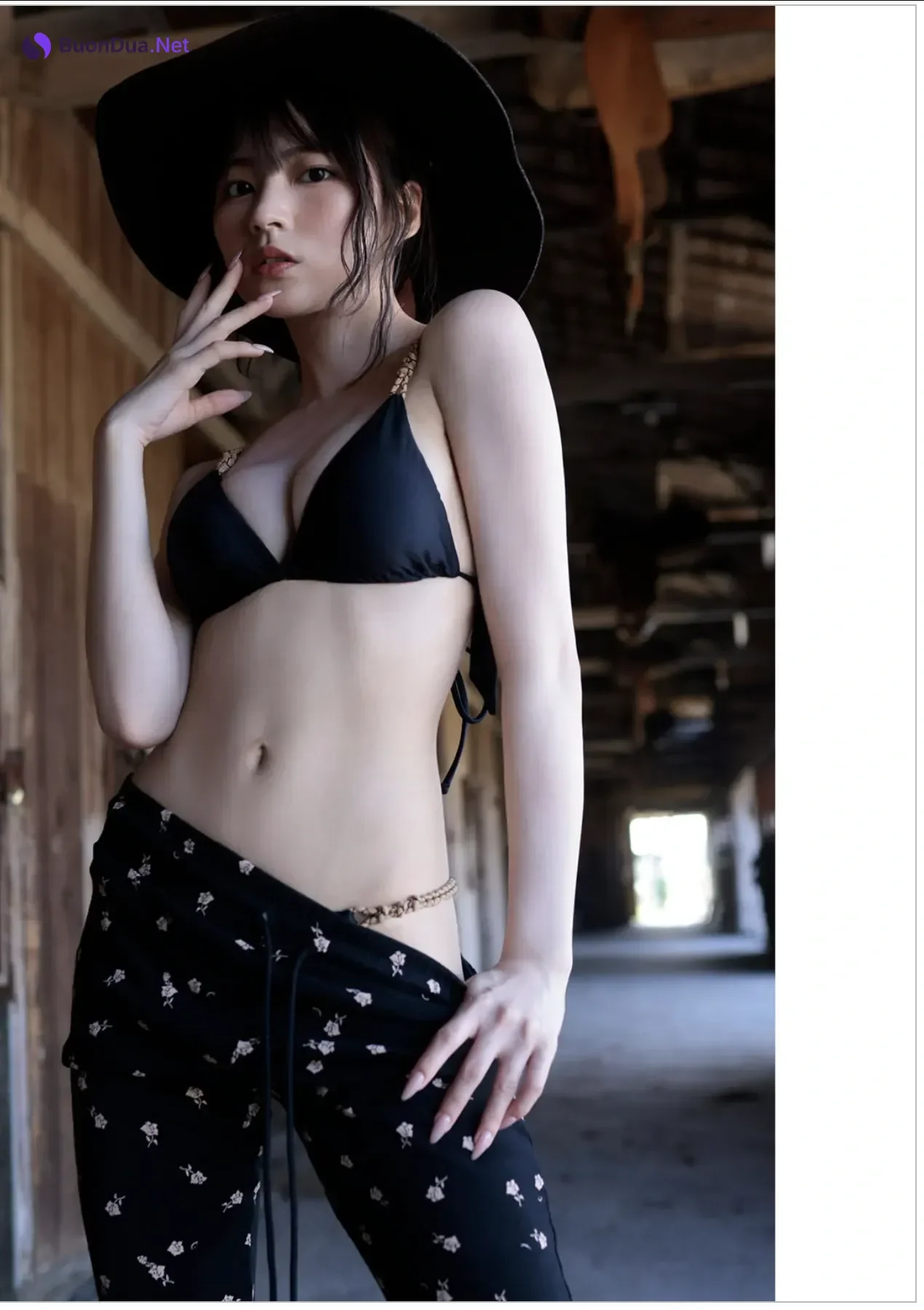 USA 宇咲, Weekly Playboy 2025 No.42-43 (週刊プレイボーイ 2025年42-43号) - Photo 16