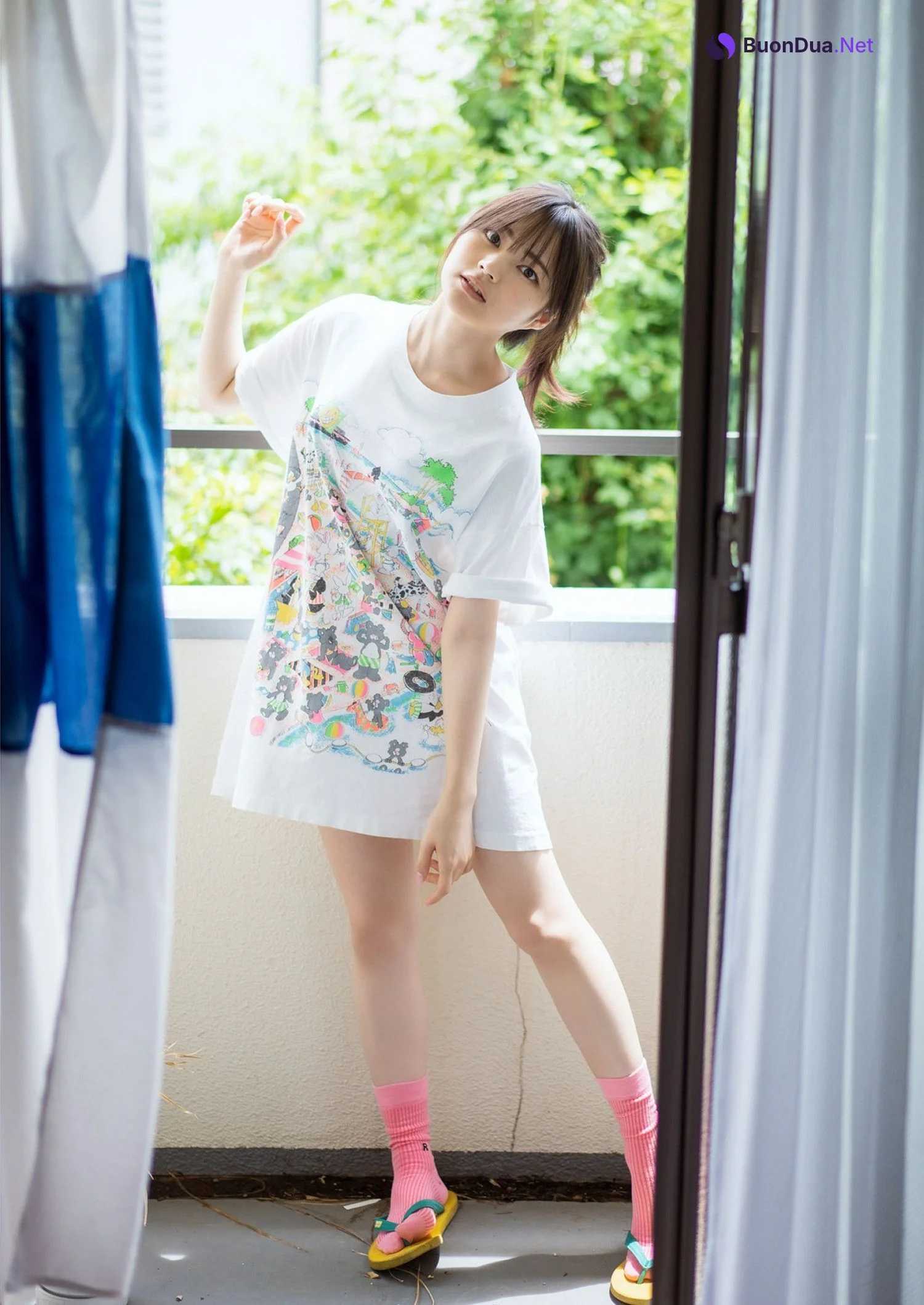 USA 宇咲, デジタル限定 YJ Photo Book 「古着屋バイトで、将来の夢を発見！？」 Set.01 - Photo 2