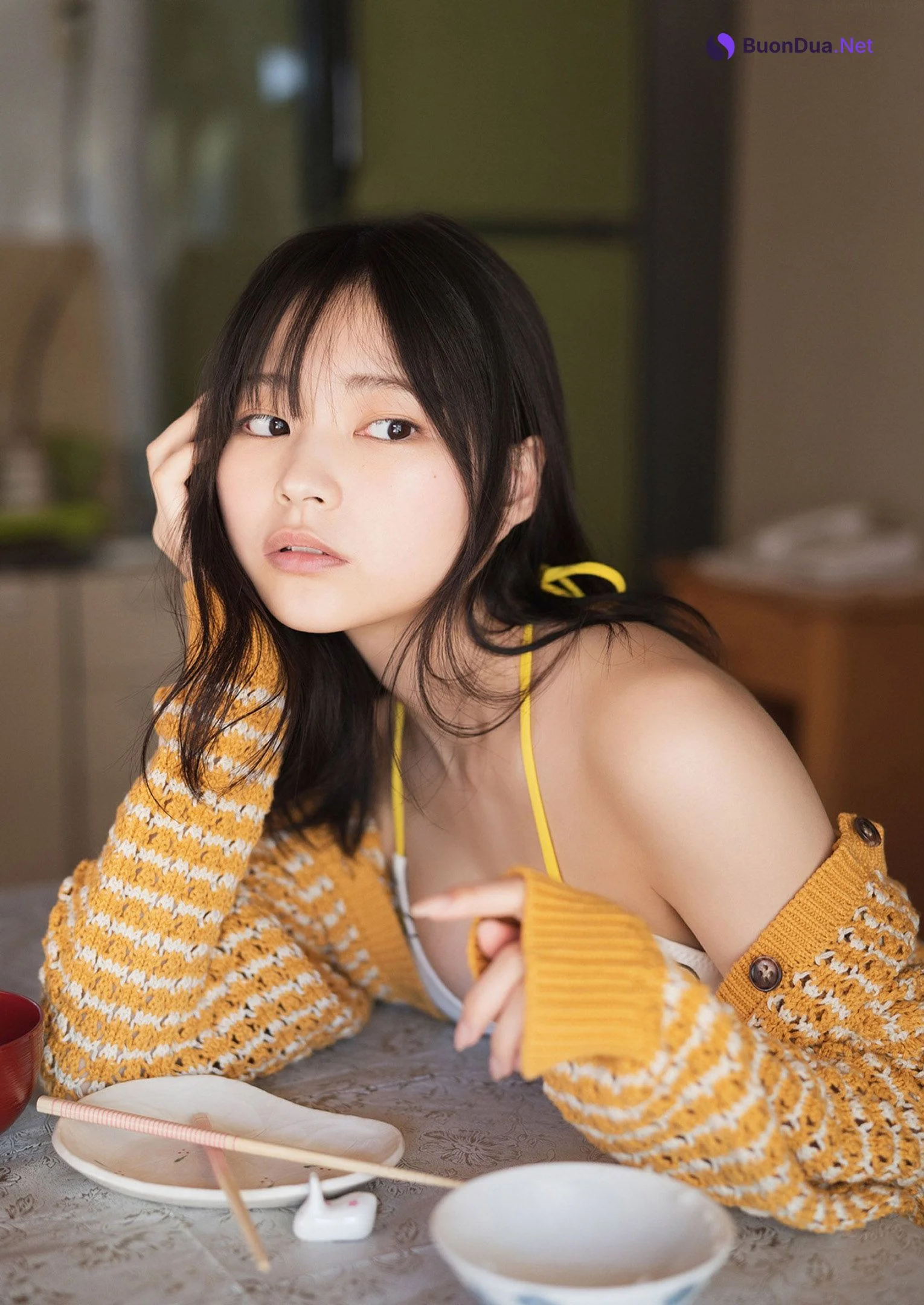 USA 宇咲, Young Jump 2022 No.21 (ヤングジャンプ 2022年21号) - Photo 4