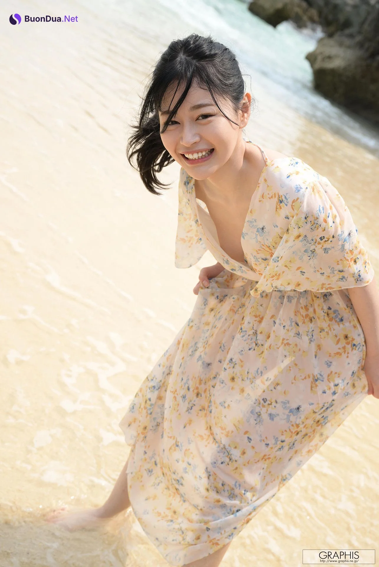 Uta Hibino 響乃うた, [Graphis] Gals 「Refreshing Smile!」 Vol.01 - Photo 2