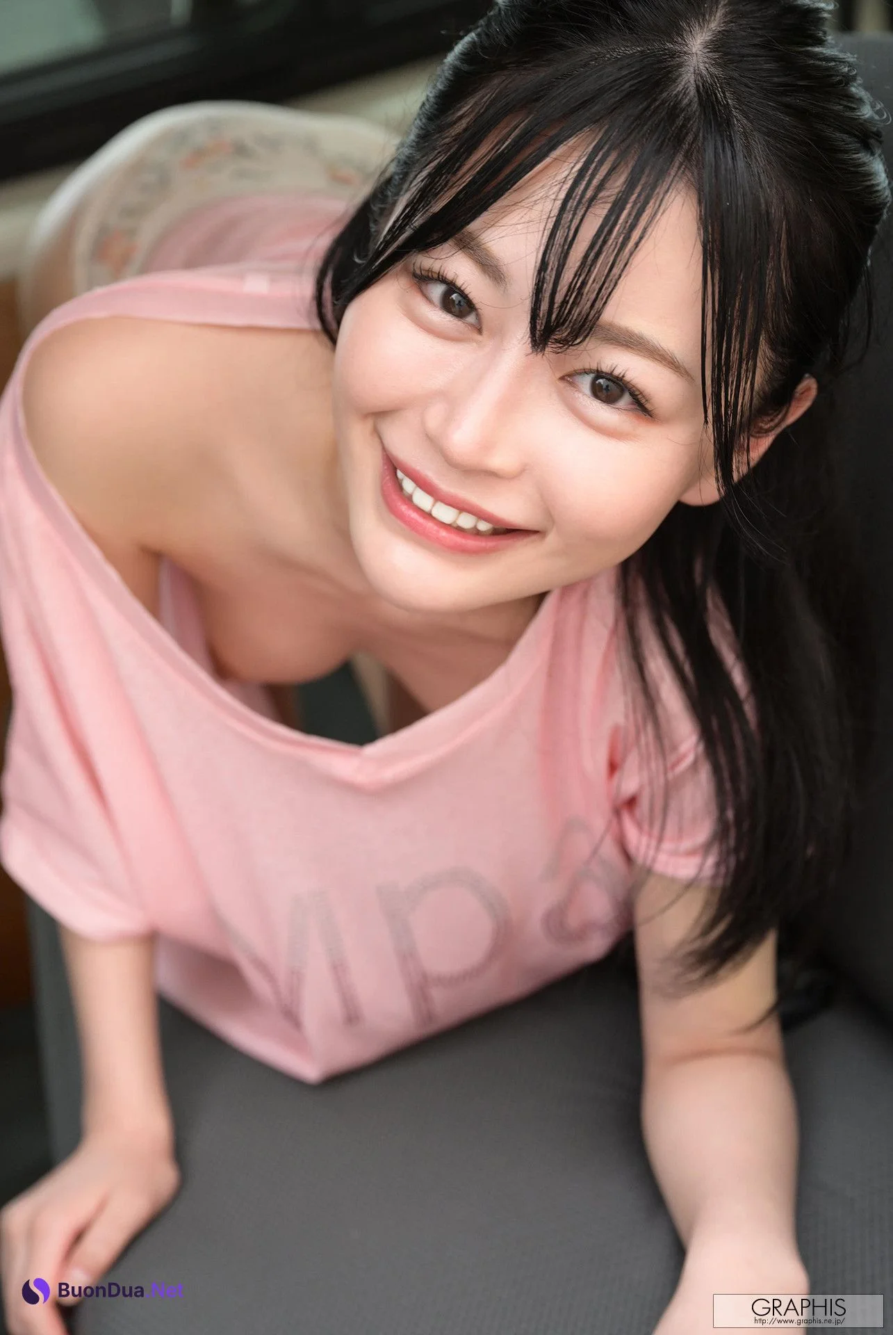 Uta Hibino 響乃うた, [Graphis] Gals 「Refreshing Smile!」 Vol.05 - Photo 2