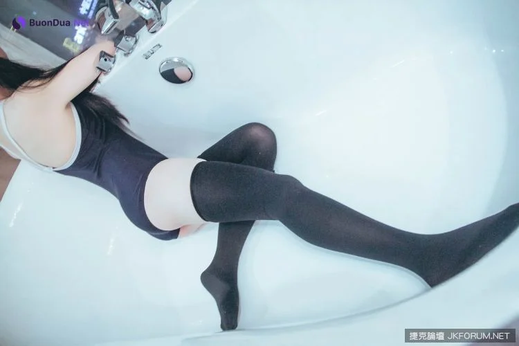 最新VIP之沐浴少女 Cute Bath Girl - Photo 13
