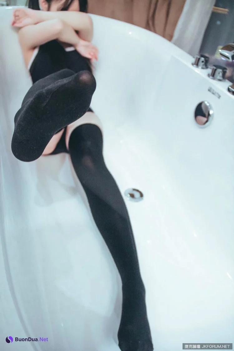 最新VIP之沐浴少女 Cute Bath Girl - Photo 16