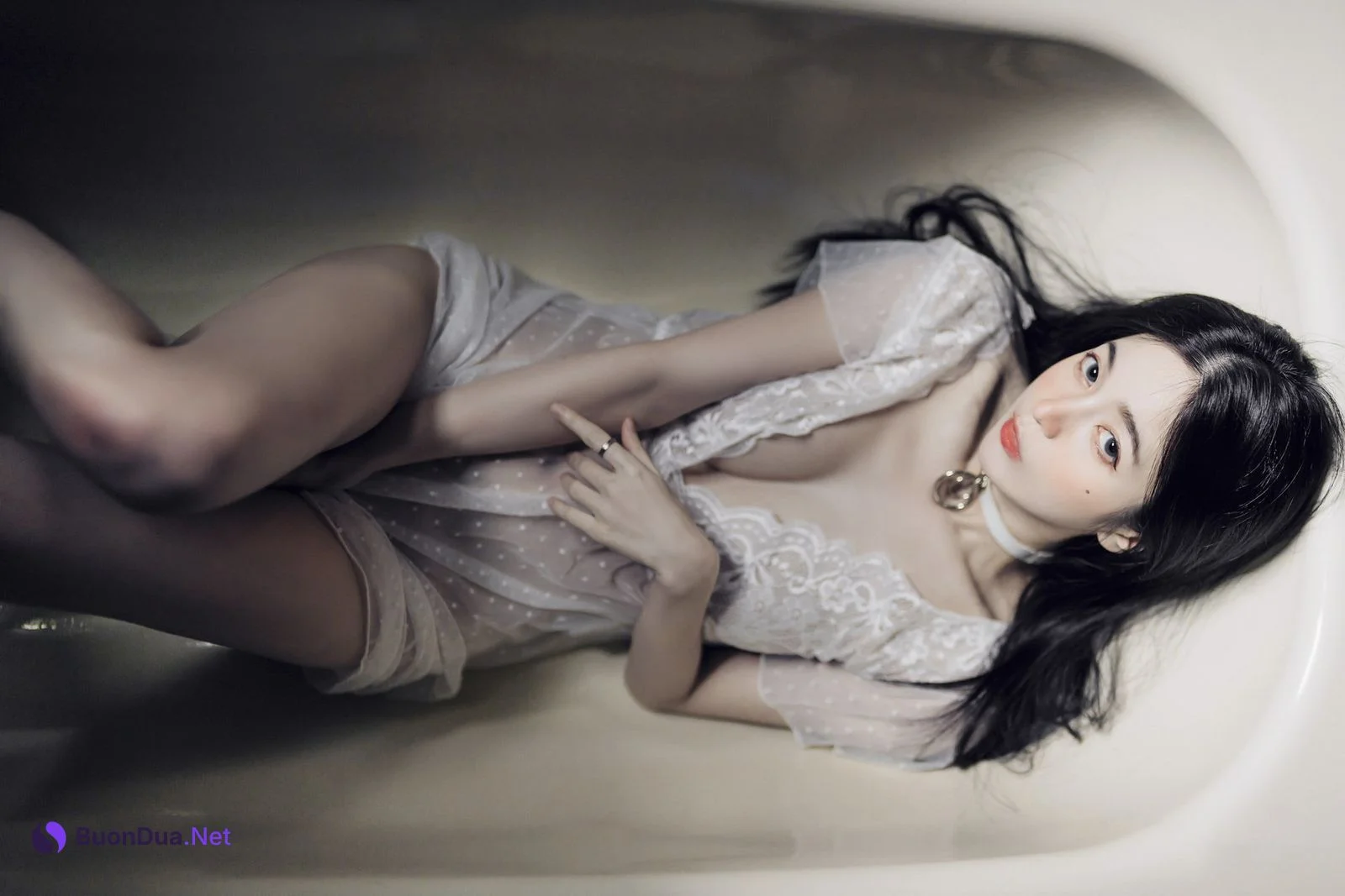 仙仙辰久違單人寫真🔞誠意超豐富寫真，全裸拍攝加六套服裝，爆炸性感女友系辰辰 Vol.01 - Photo 12