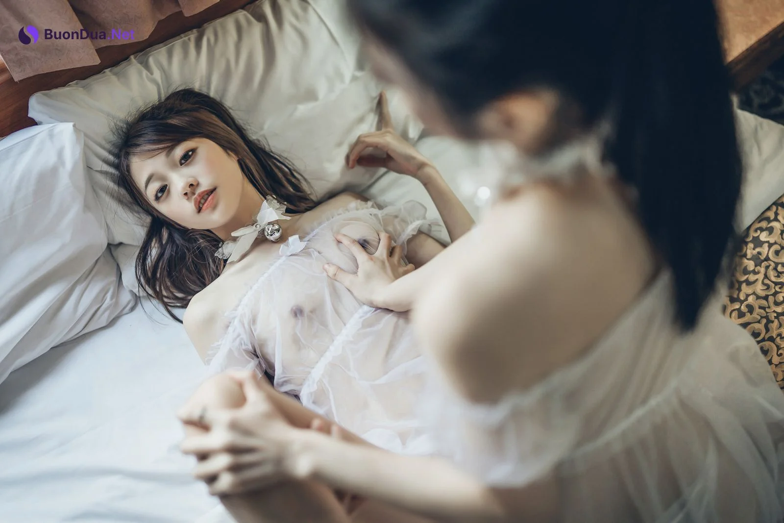 我的大小女友❤️ 妍妍+辰辰 🔞情人節帶兩位女友開房間 超超透上衣 透明內褲 吸奶 揉胸 舌吻 局部特寫 Vol.02 - Photo 18