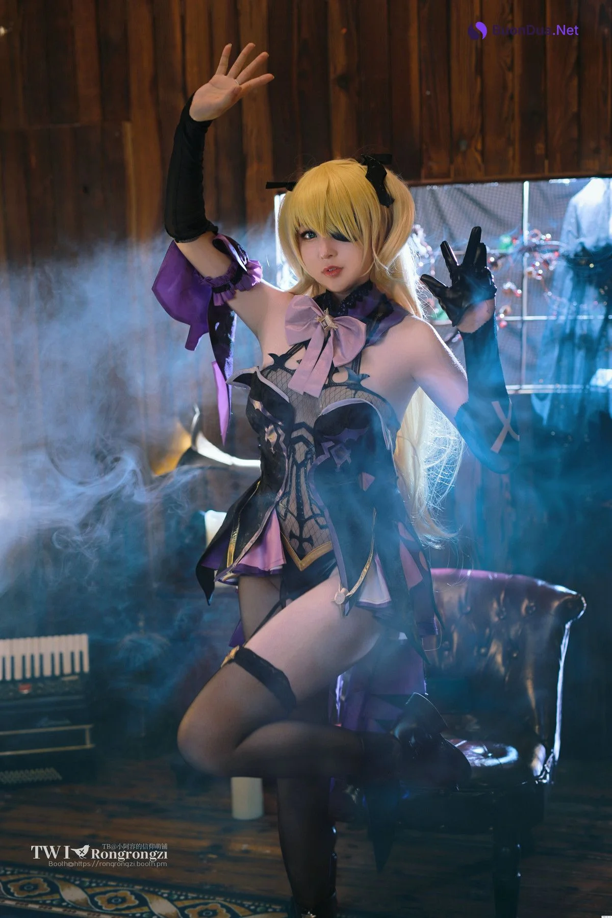小容仔咕咕咕w Cosplay 菲谢尔 - 写真 2