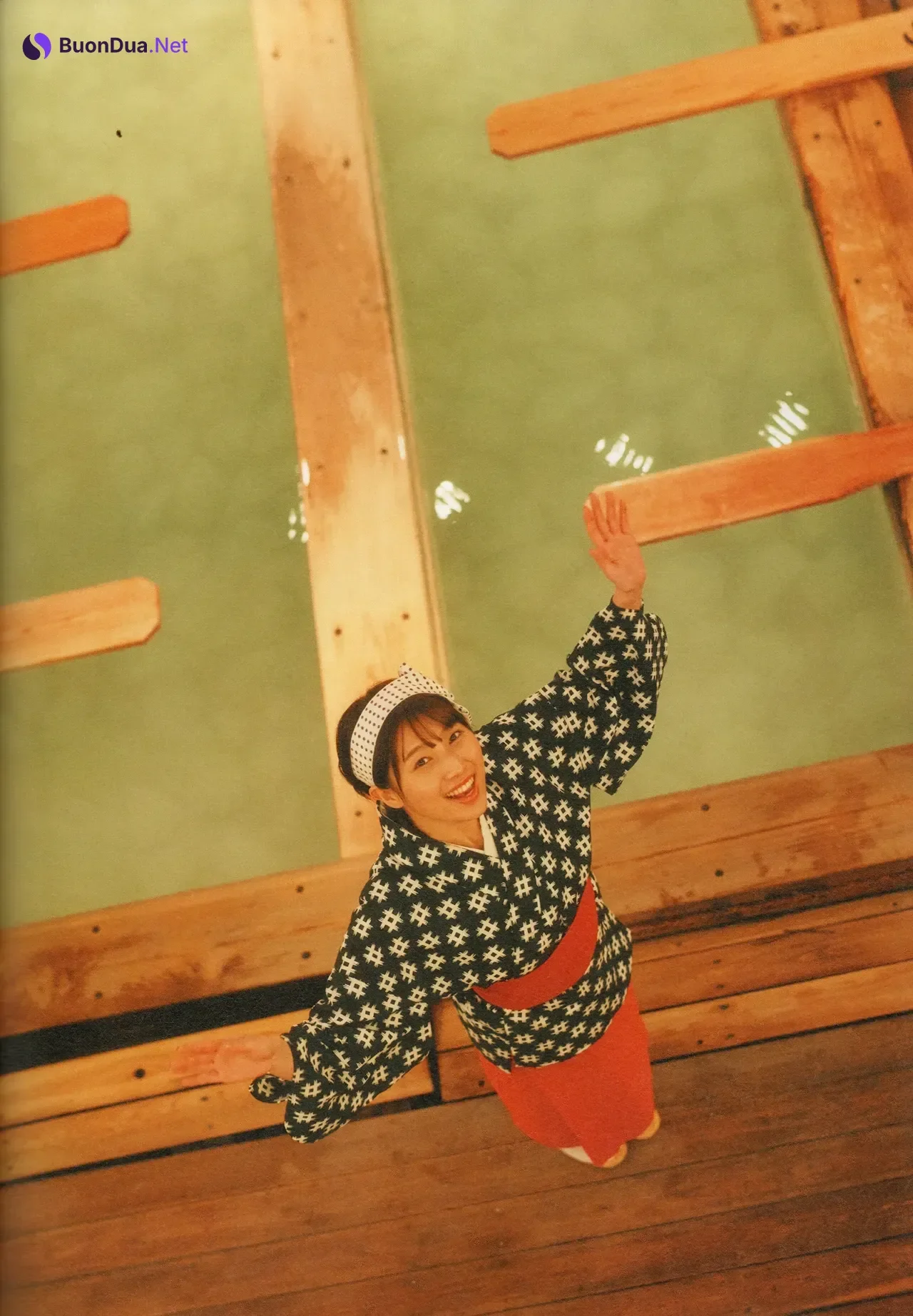 Wakana Abe 安部若菜, 1st 写真集 「愛される予感」 Set.03 - Photo 9