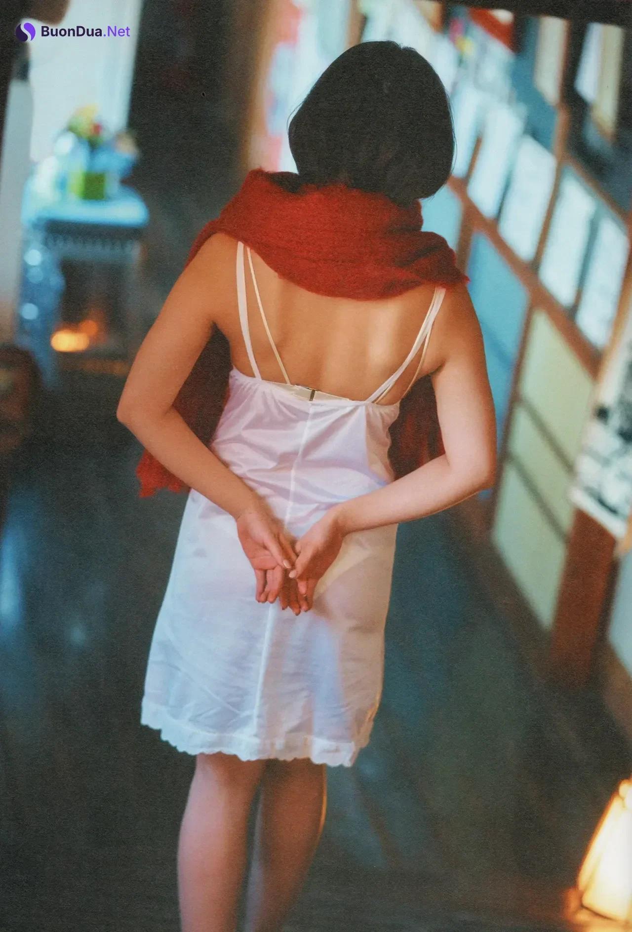 Wakana Abe 安部若菜, 1st 写真集 「愛される予感」 Set.04 - Photo 11