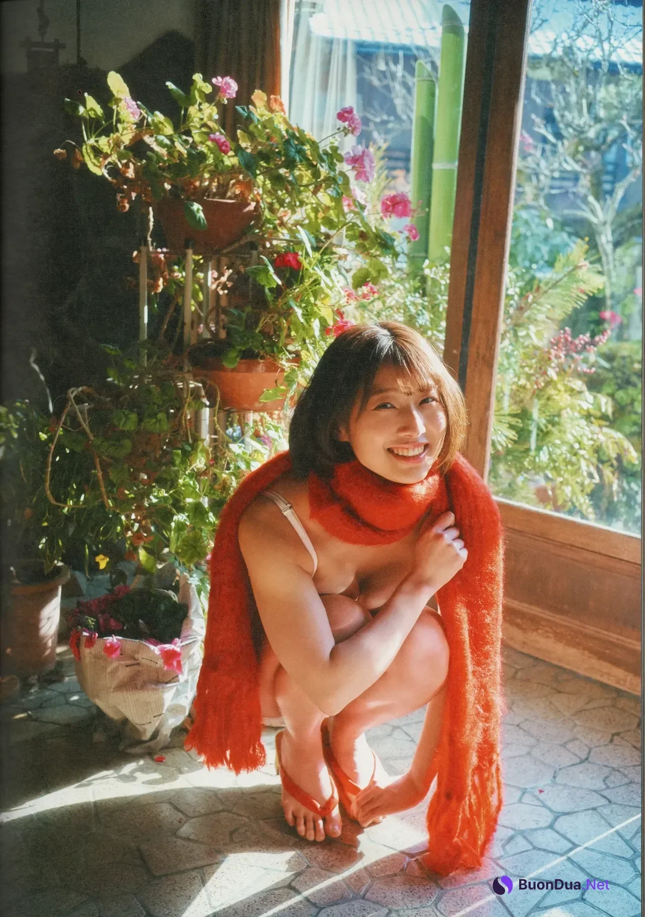 Wakana Abe 安部若菜, 1st 写真集 「愛される予感」 Set.04 - Photo 14