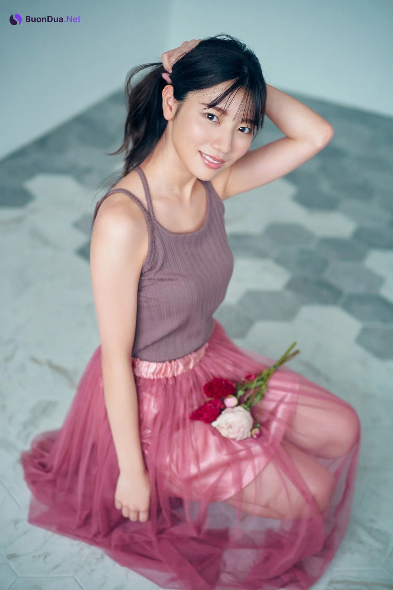 河田陽菜 松田好花 渡邉美穂, ヤンマガWeb ヤンマガアザーっす！ YM2021年48号 - 照片 2