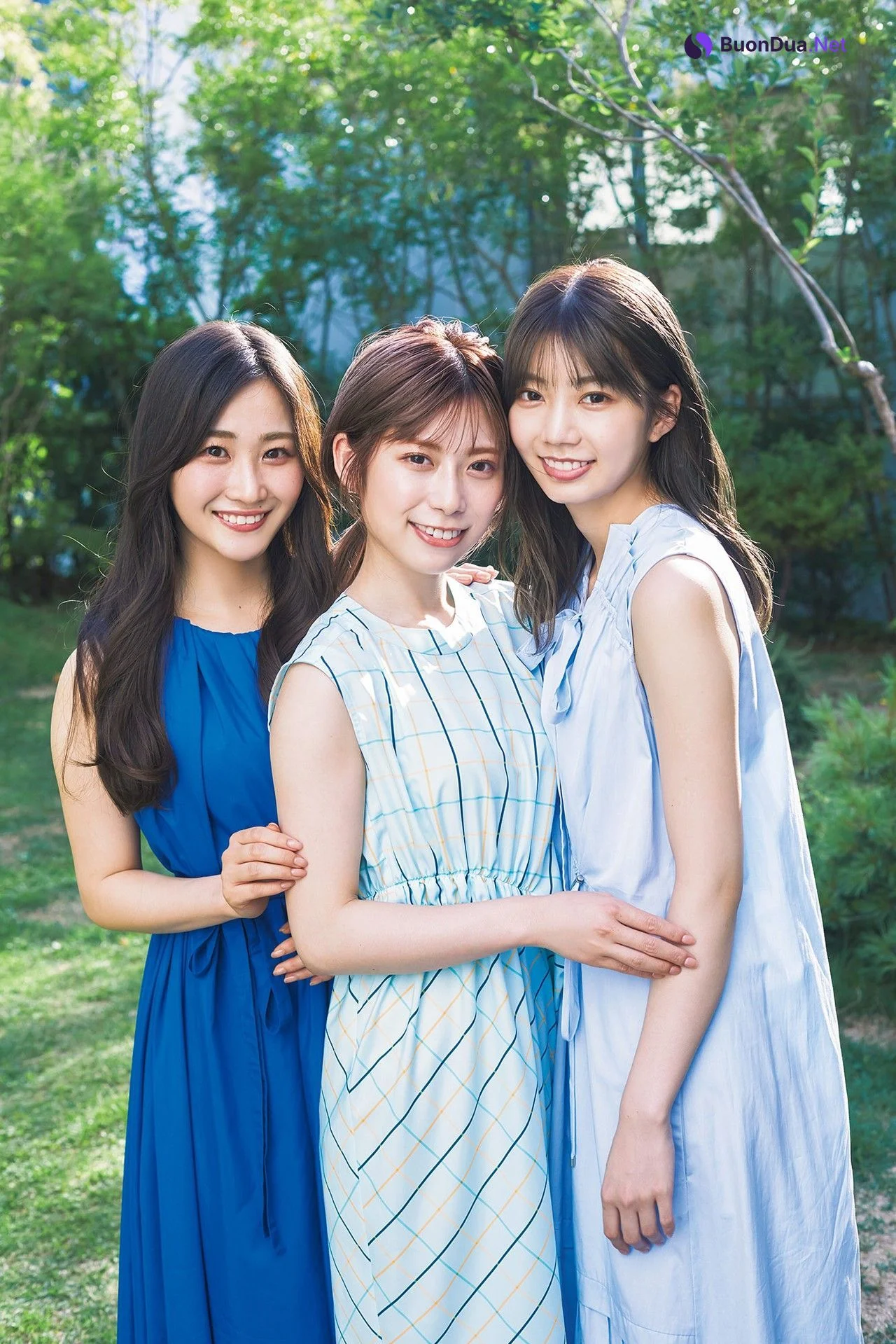 高本彩花 東村芽依 潮紗理菜, Weekly SPA! 2022.07.19 (週刊SPA! 2022年7月19日号) - Photo 4