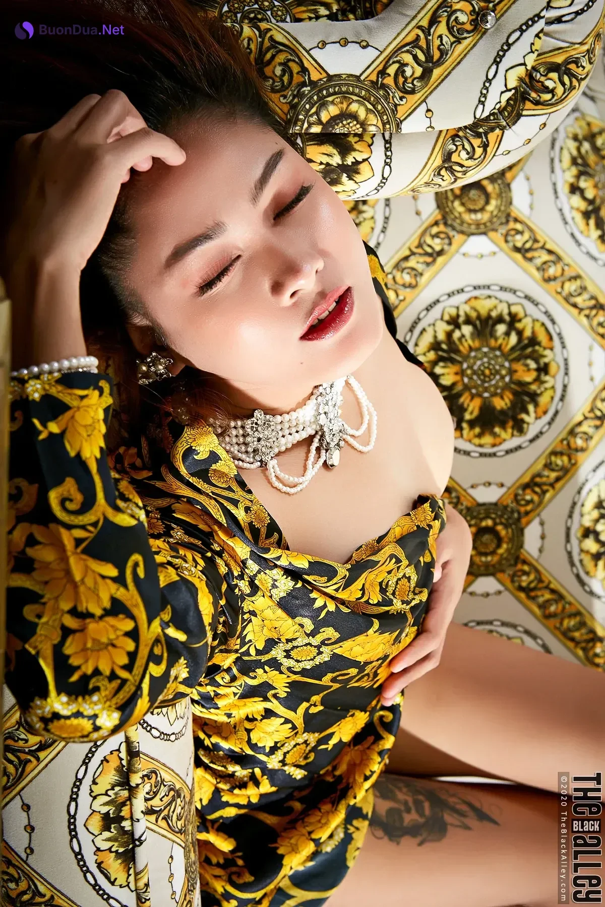 Winny Sung The Black Alley Photobook Set.162 - Photo 18
