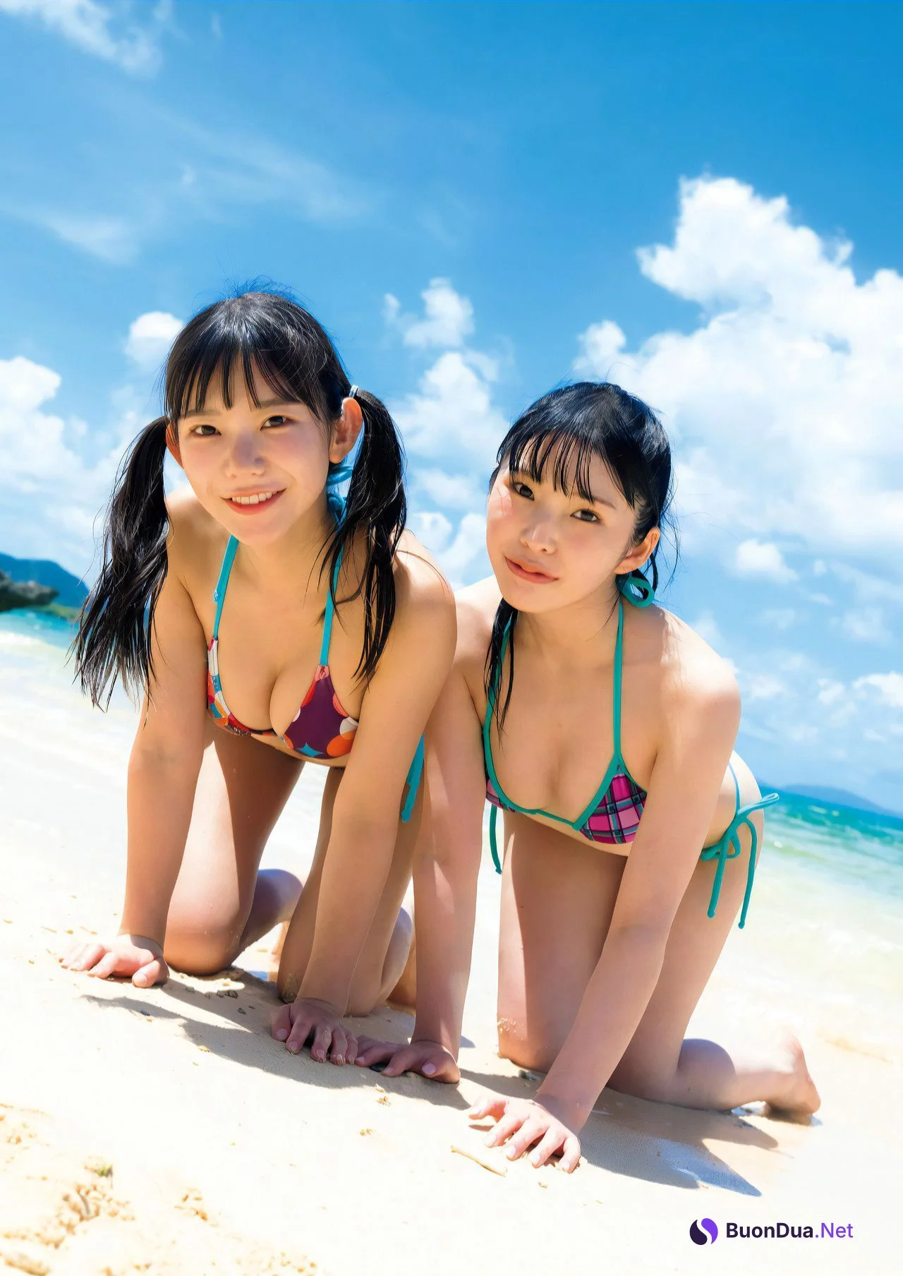 長澤茉里奈×長澤聖愛, 写真集 「Wpocchi」 Set.04 - 写真 17