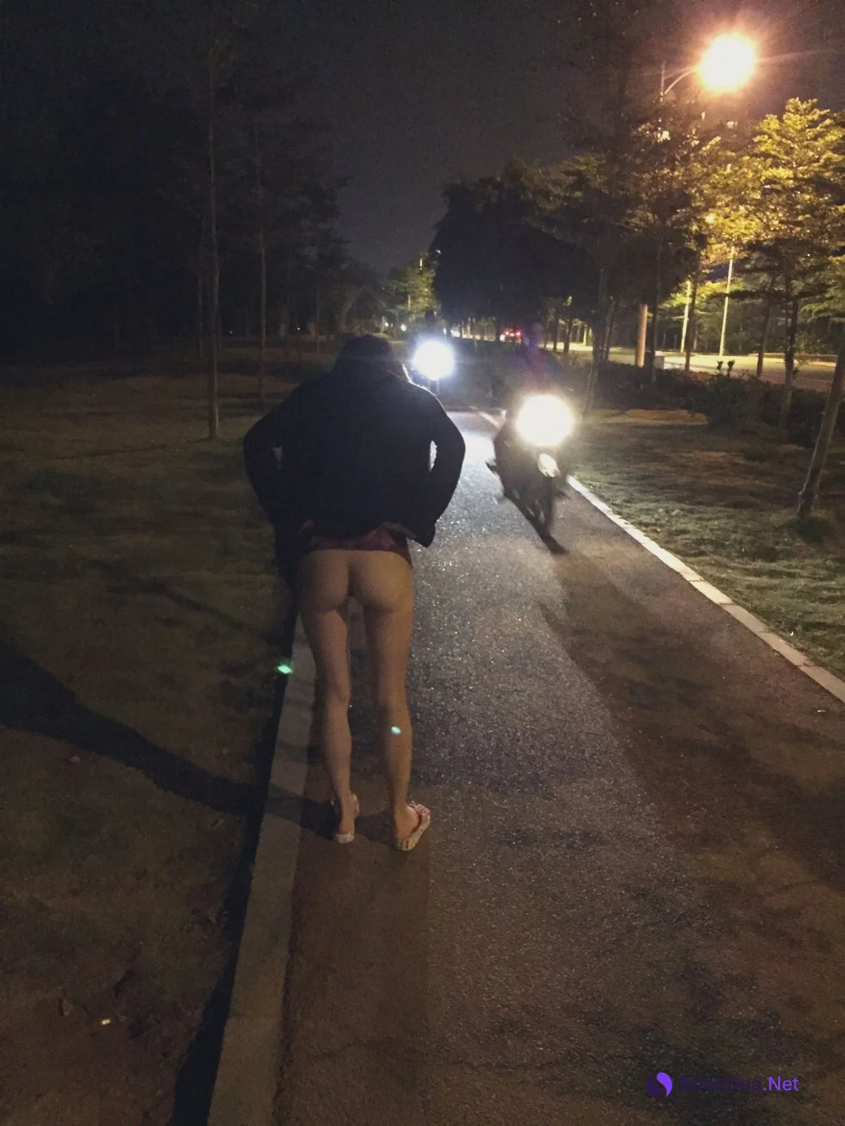 福利姬-小狐狸 普通的露出千篇一律 精品的露出萬里挑一 - Photo 5