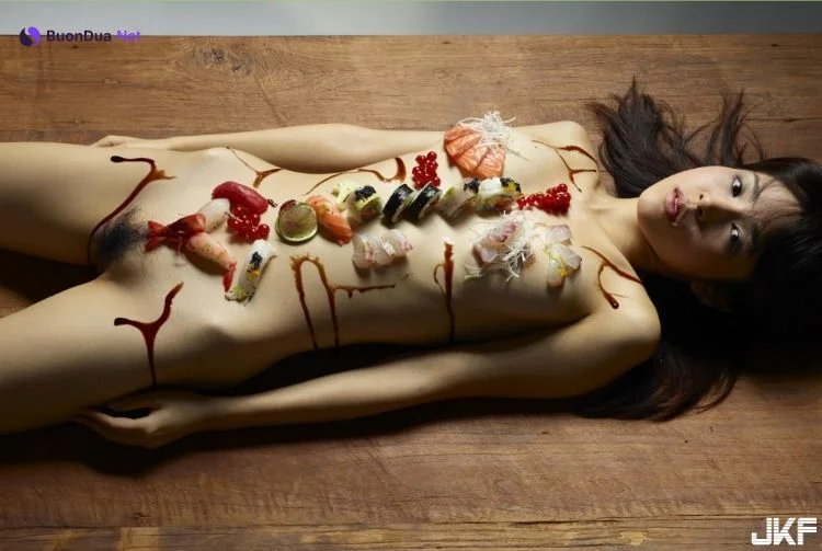 [美圖在線] 傳說中見過 卻沒有吃過的女體壽司視覺饗宴! - Photo 17