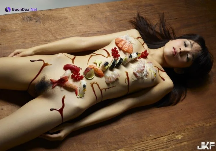 [美圖在線] 傳說中見過 卻沒有吃過的女體壽司視覺饗宴! - Photo 19