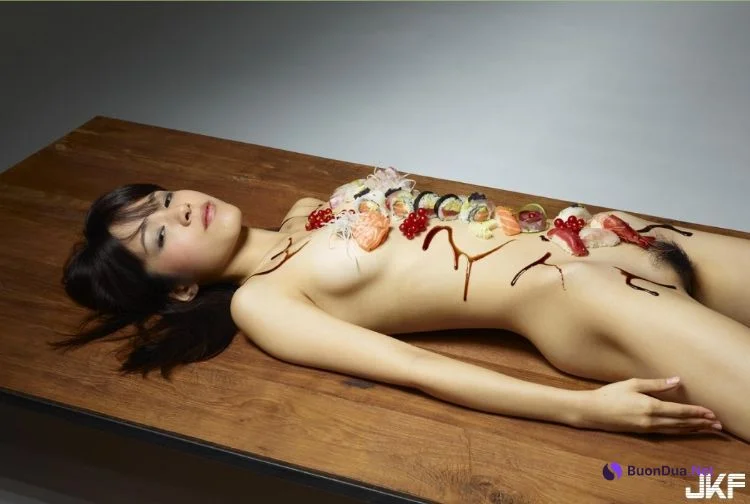 [美圖在線] 傳說中見過 卻沒有吃過的女體壽司視覺饗宴! - Photo 7