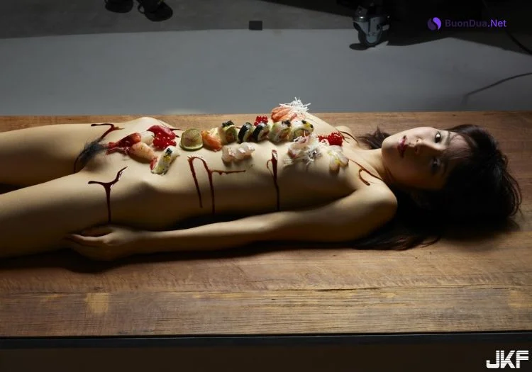 [美圖在線] 傳說中見過 卻沒有吃過的女體壽司視覺饗宴! - Photo 9