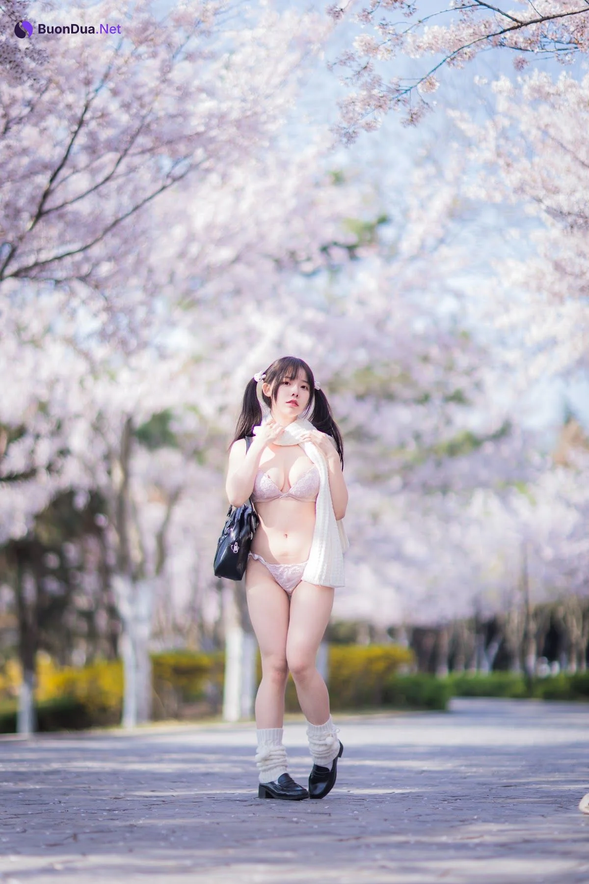 六味帝皇酱 – 樱花女友 - 照片 2