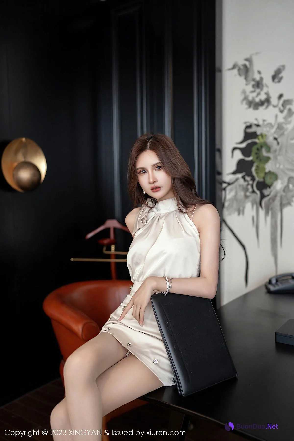 XingYan Vol.213 Emily尹菲 - Photo 4