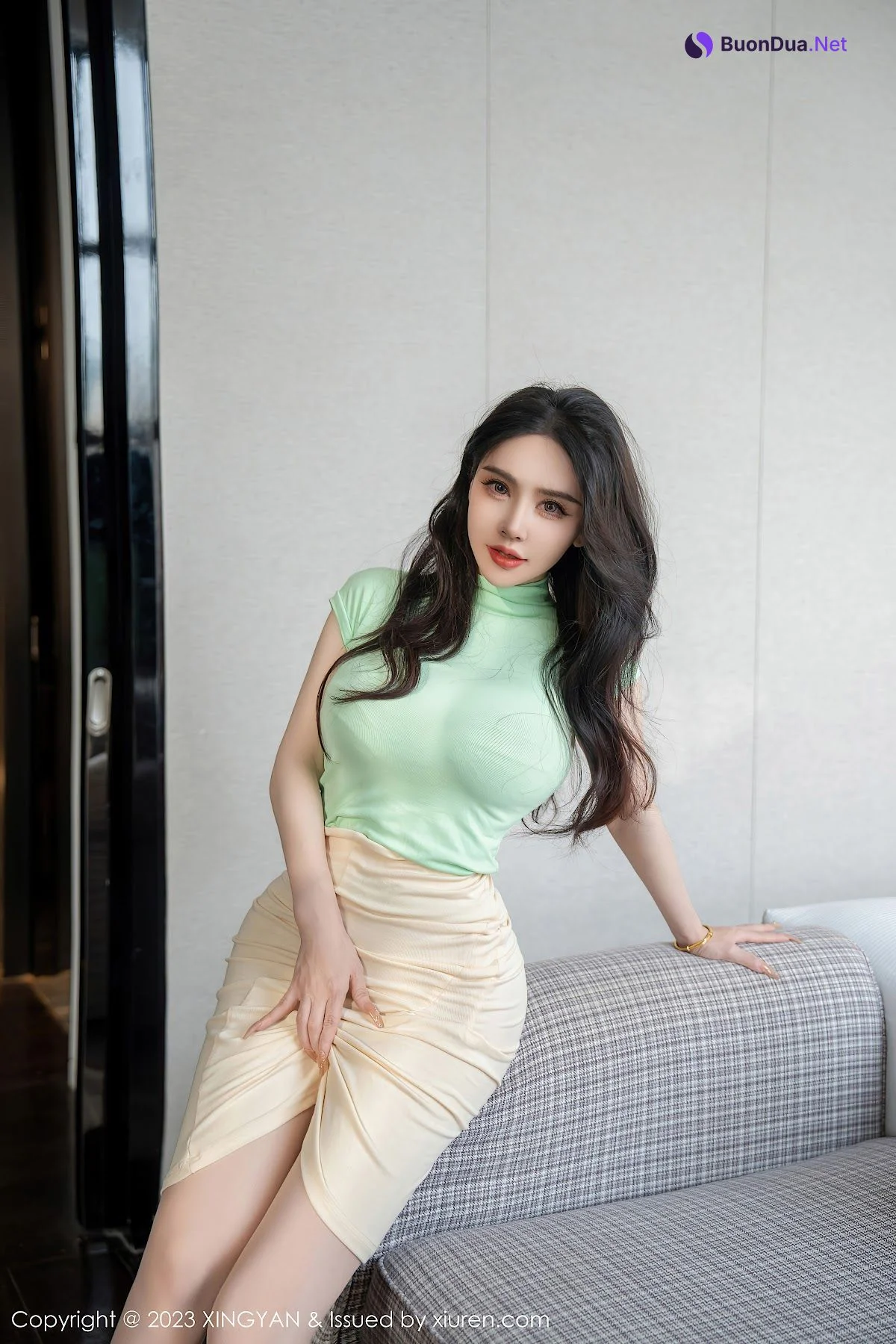 XingYan Vol.215 Pan Jiaojiao (潘娇娇) - 사진 2