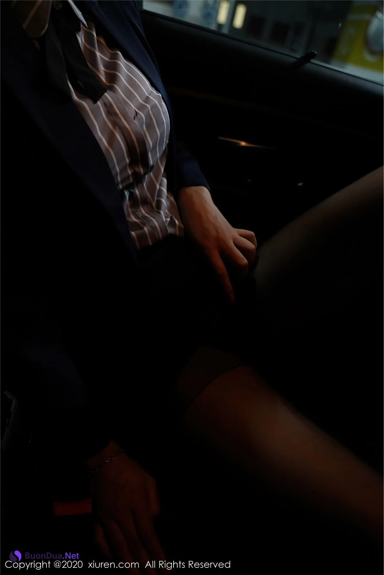 [XIUREN秀人网] 2020.11.16 No.2784 方子萱 - Photo 13