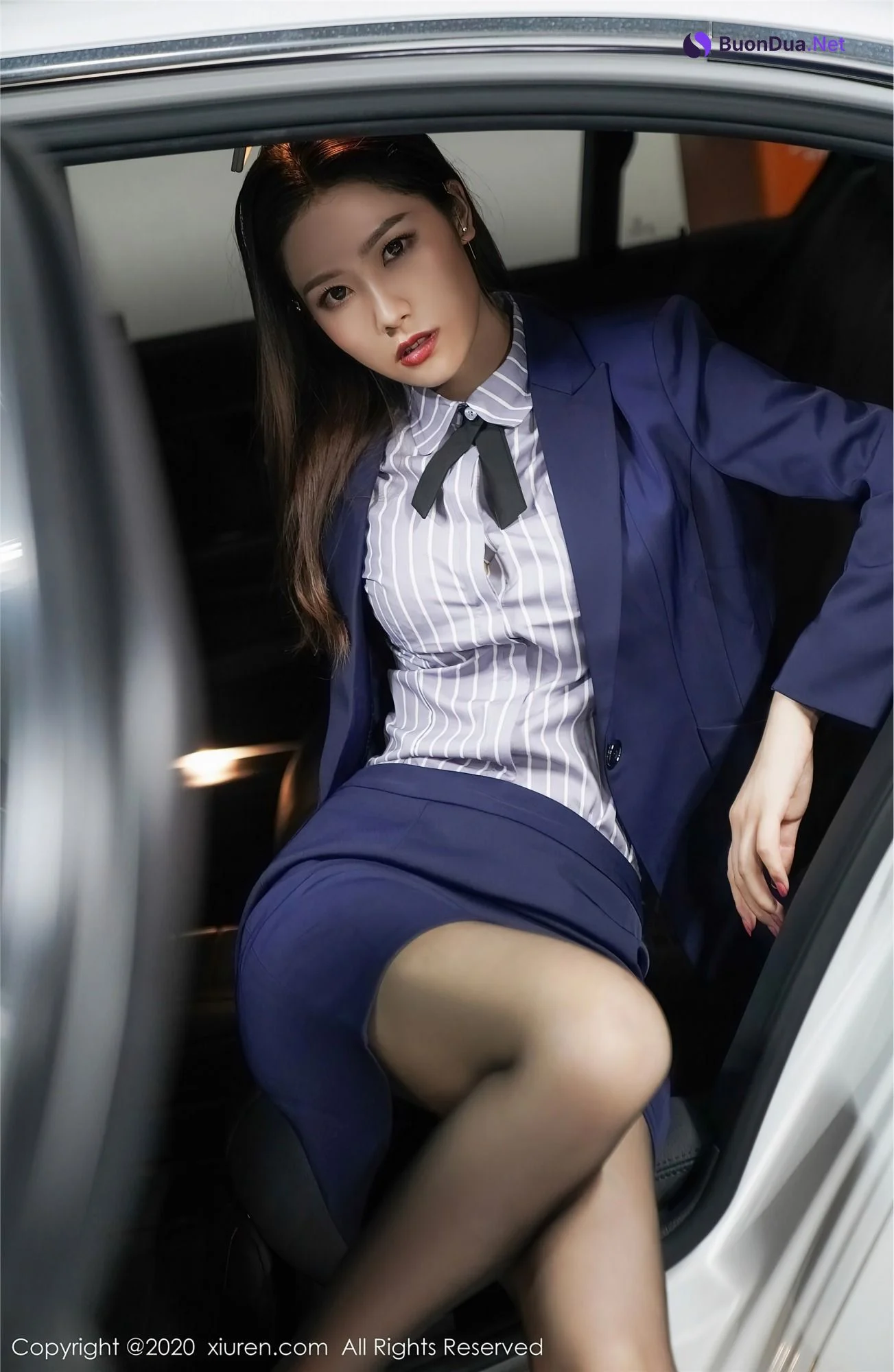 [XIUREN秀人网] 2020.11.16 No.2784 方子萱 - Photo 19