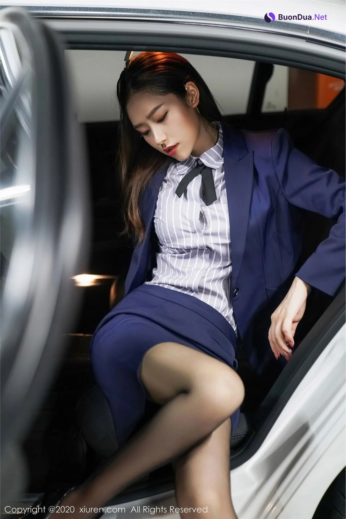[XIUREN秀人网] 2020.11.16 No.2784 方子萱 - Photo 20