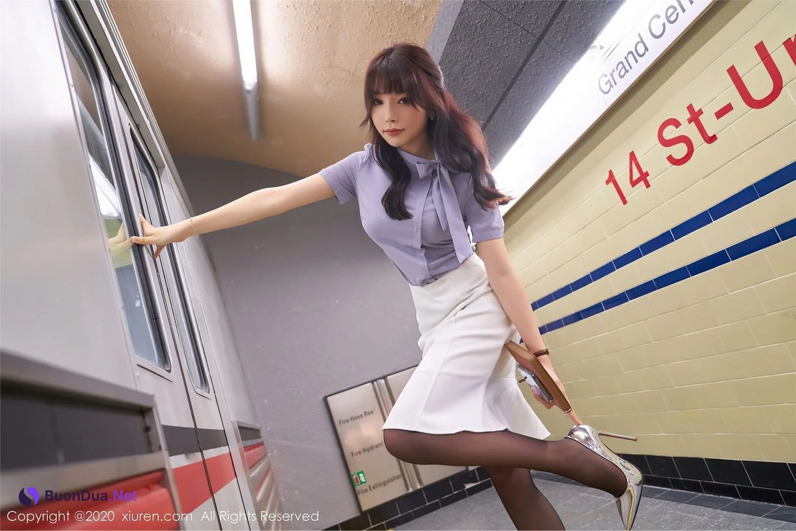 [XIUREN秀人网] 2020.11.27 No.2834 芝芝Booty - Photo 15