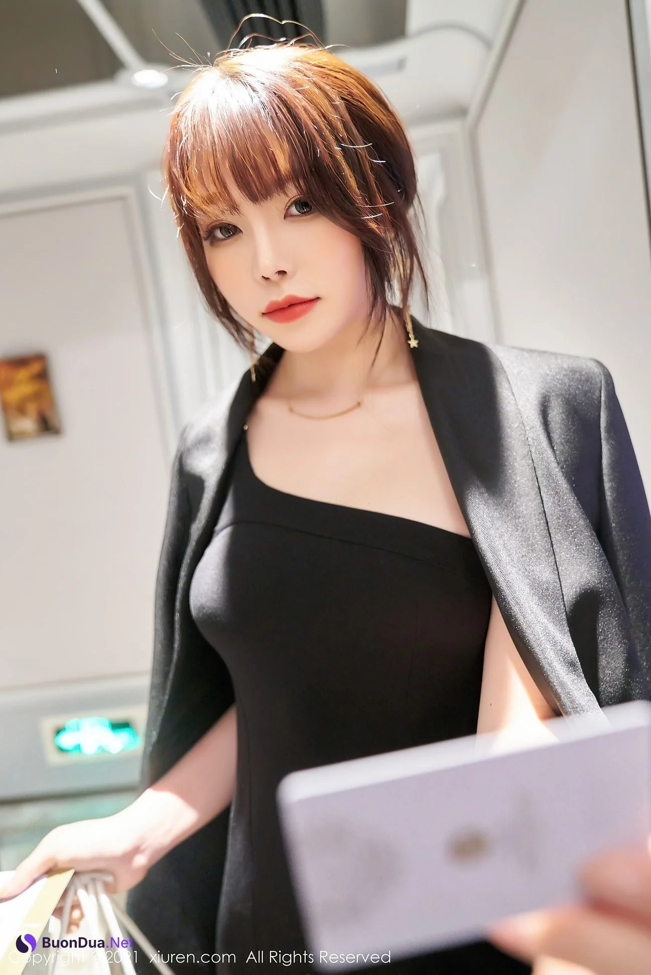 [XiuRen秀人网] 2021.04.08 No.3285 芝芝Booty - Photo 11