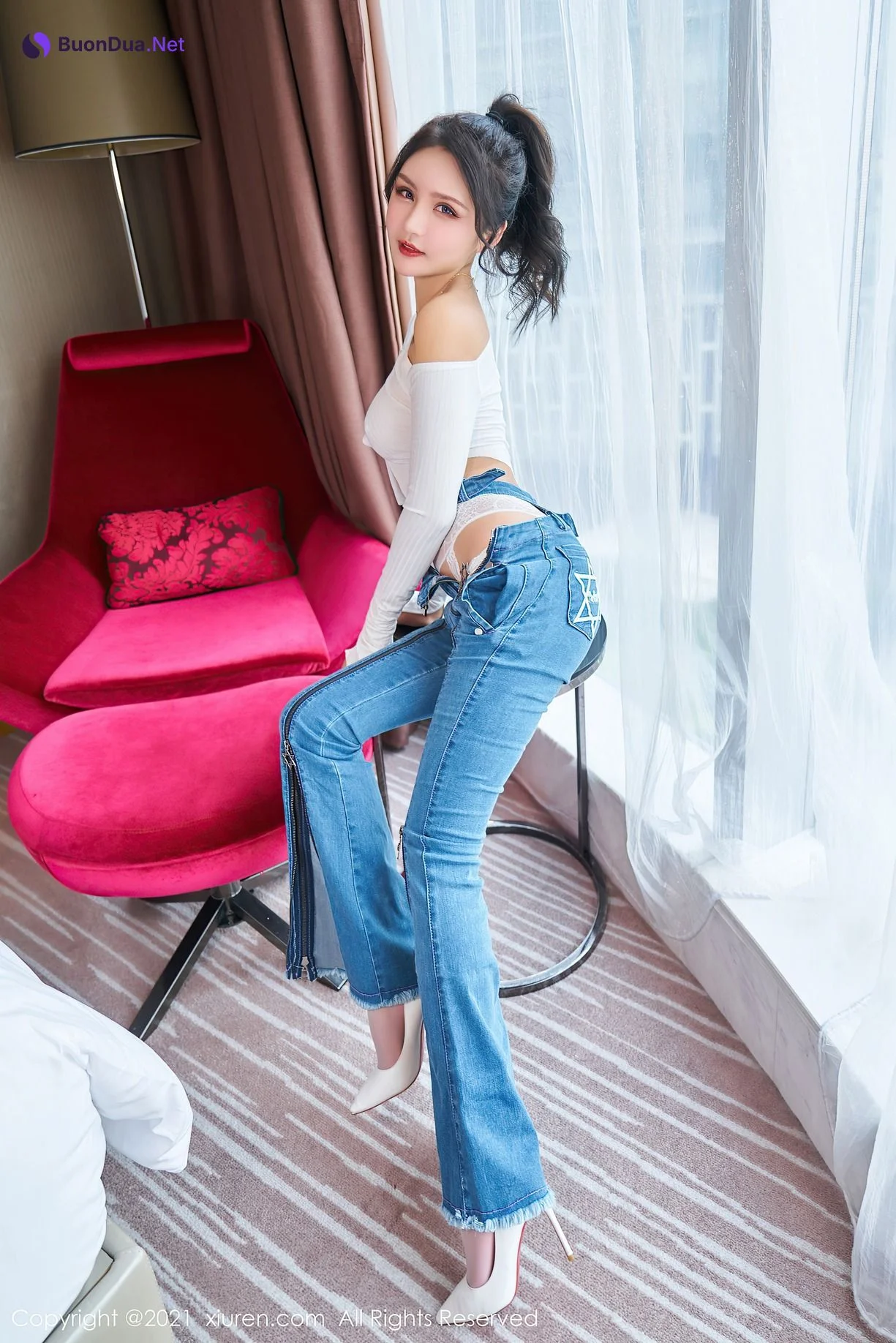 [XiuRen秀人网] 2021.07.27 No.3720 Emily尹菲 - Photo 17