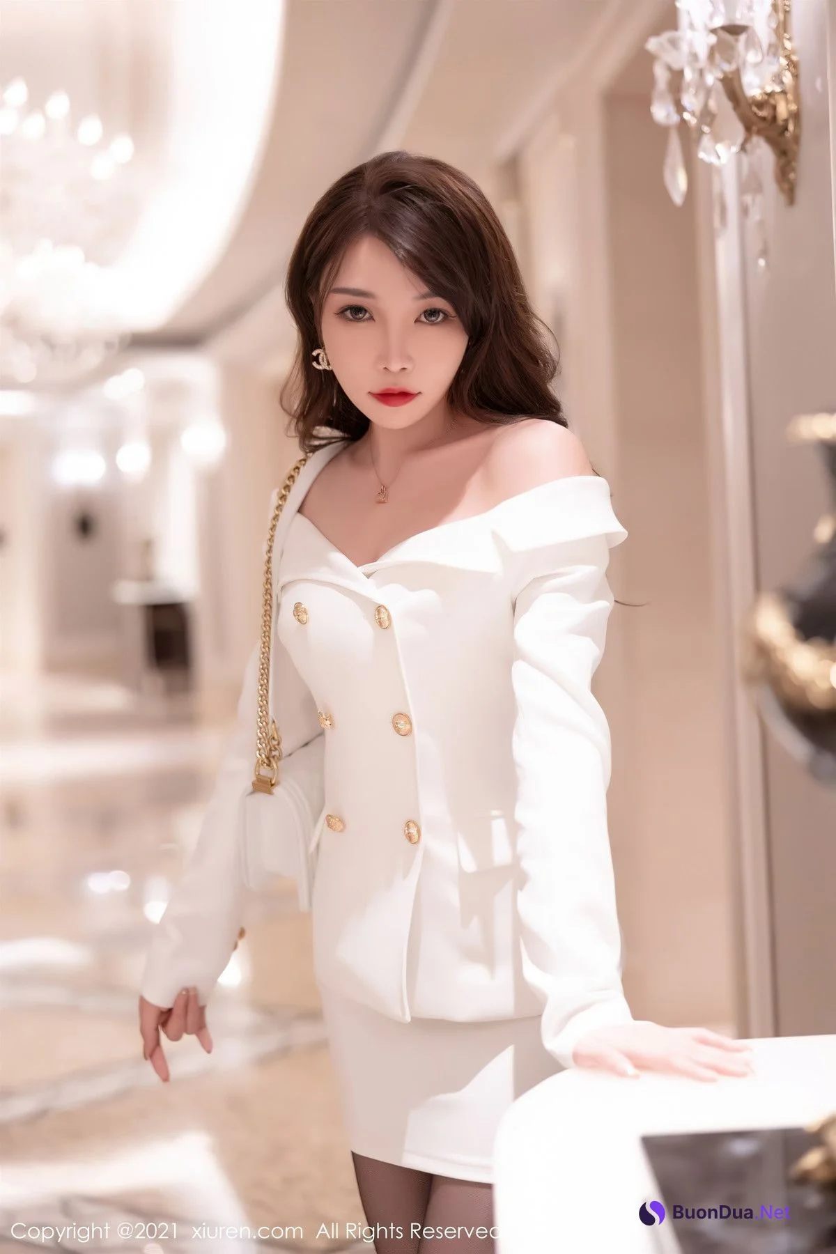 [XiuRen秀人网] 2021.11.04 No.4169 芝芝 - Photo 4