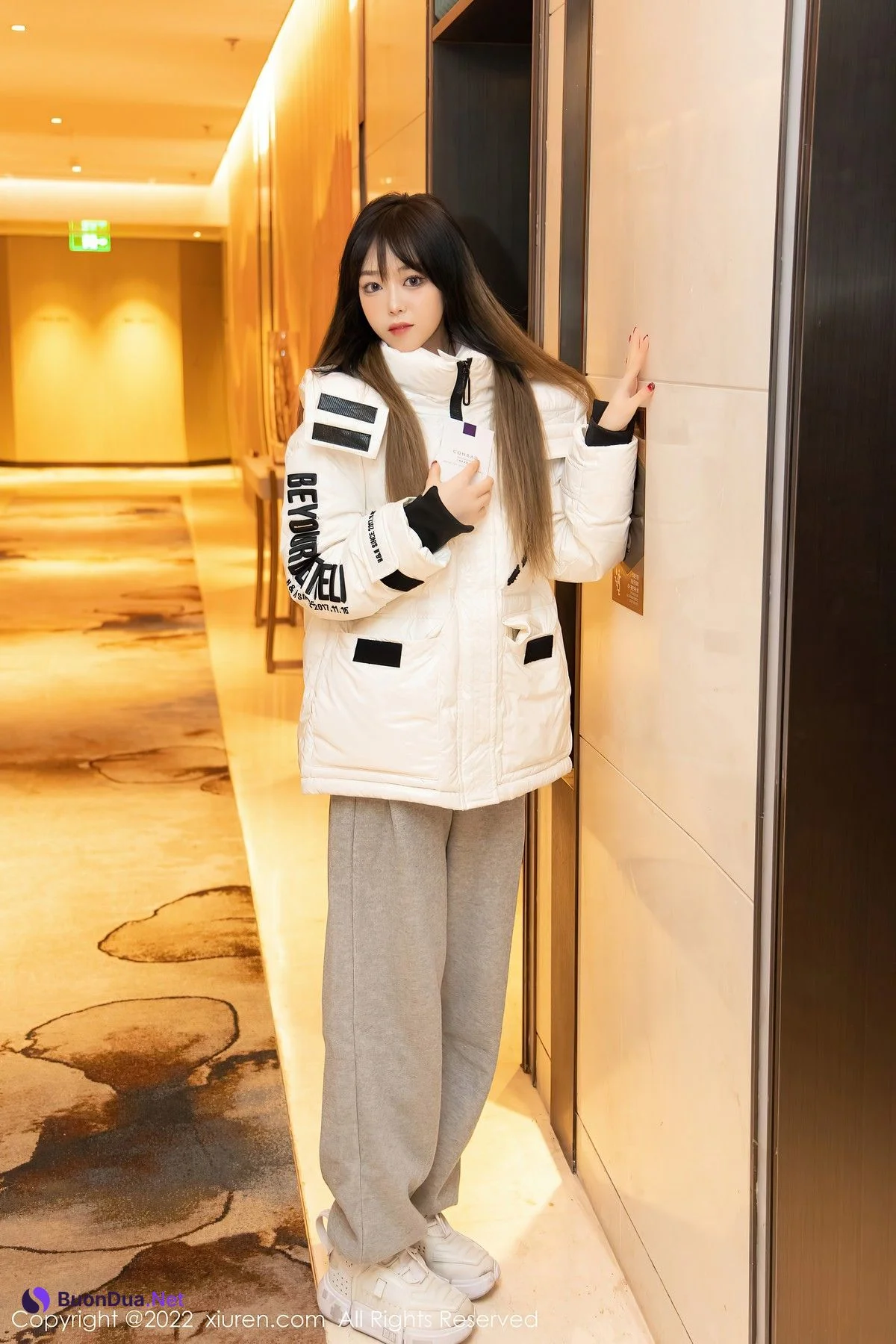 [XiuRen秀人网] No.4470 奶瓶 - Photo 2