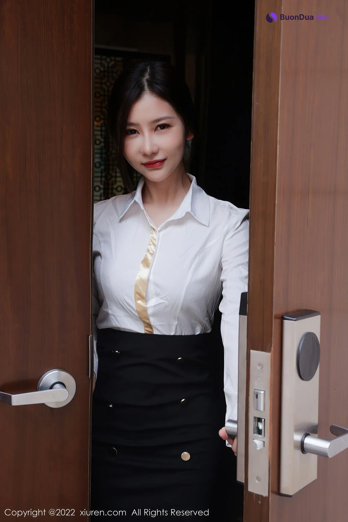 [XiuRen秀人网] No.4472 尹甜甜 - Photo 2