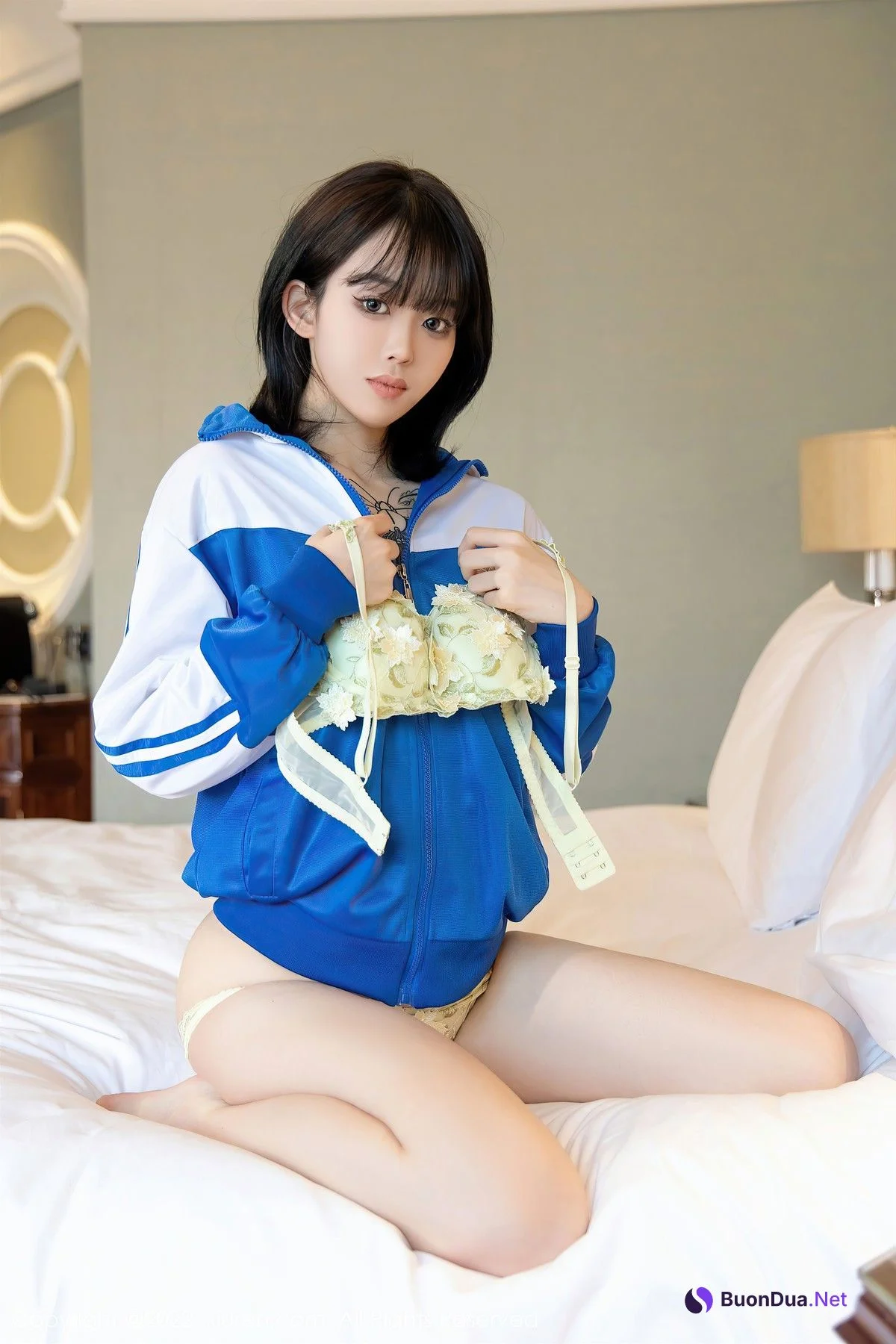 [XiuRen秀人网] No.4838 奶瓶 - Photo 3