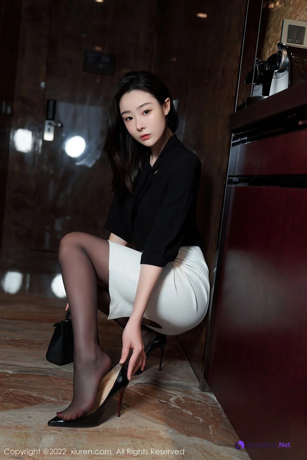 [XiuRen秀人网] No.5312 是小逗逗 - Photo 2
