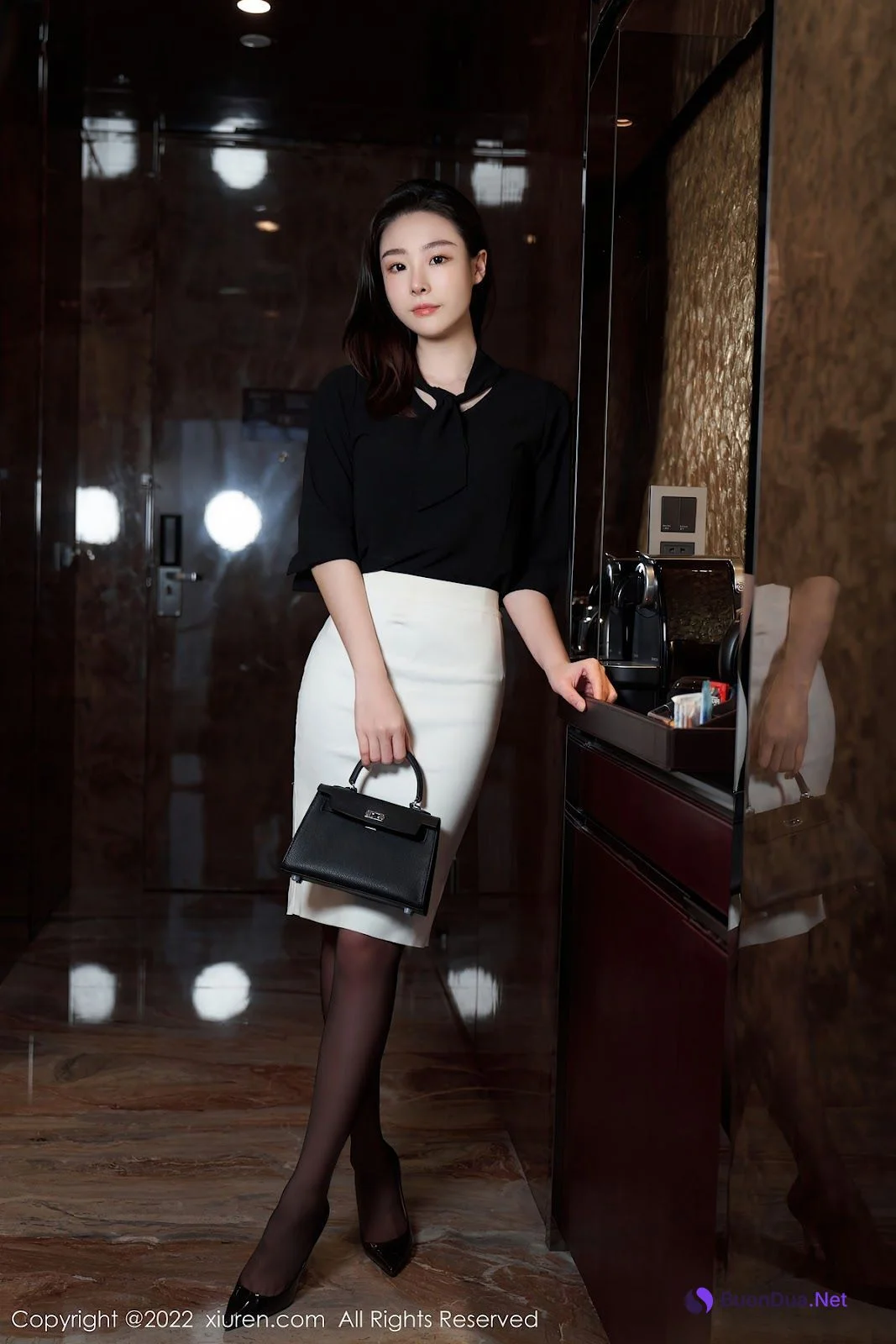 [XiuRen秀人网] No.5312 是小逗逗 - Photo 8