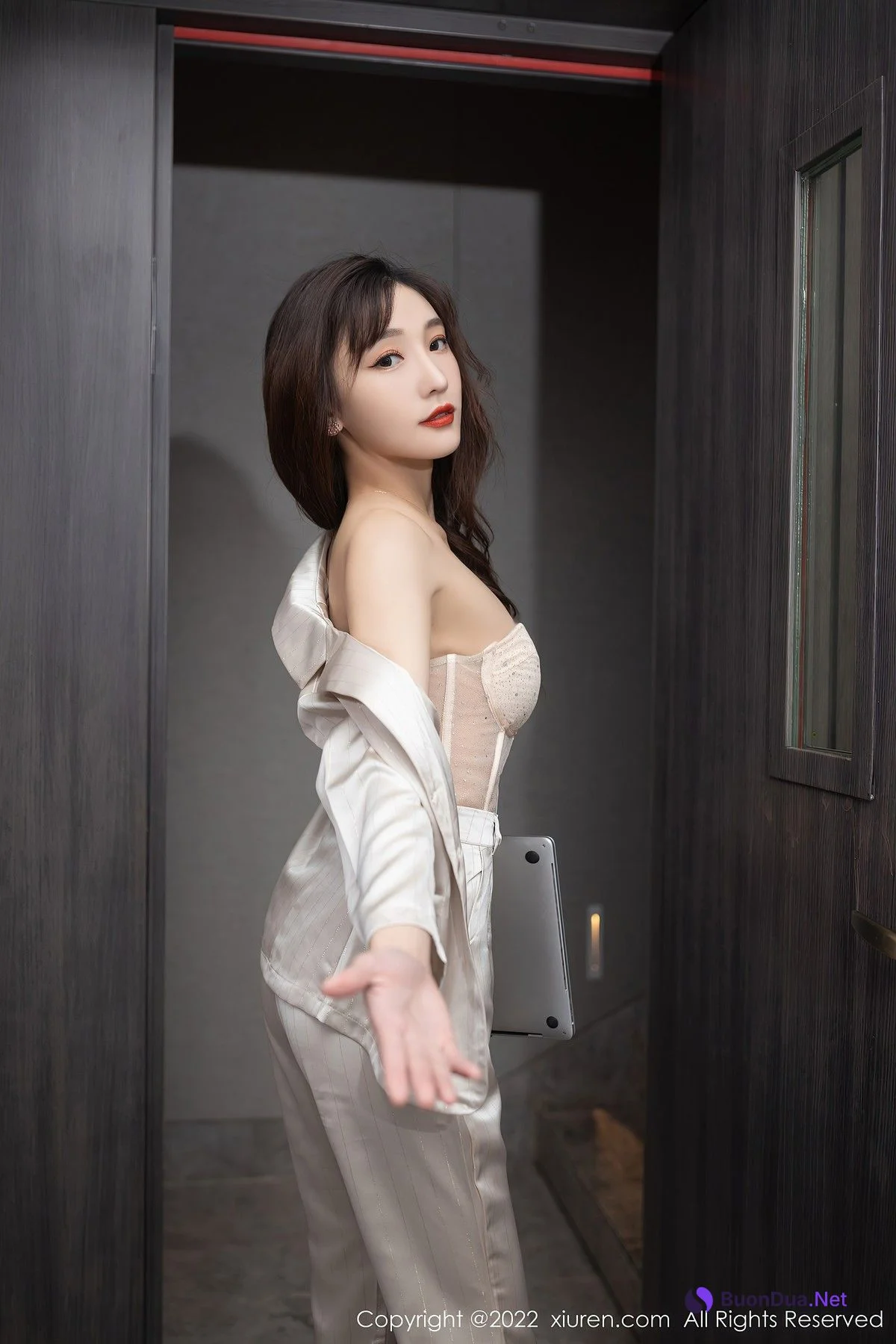 [XiuRen秀人网] No.5594 陆萱萱LuXuanXuan - รูปภาพ 15